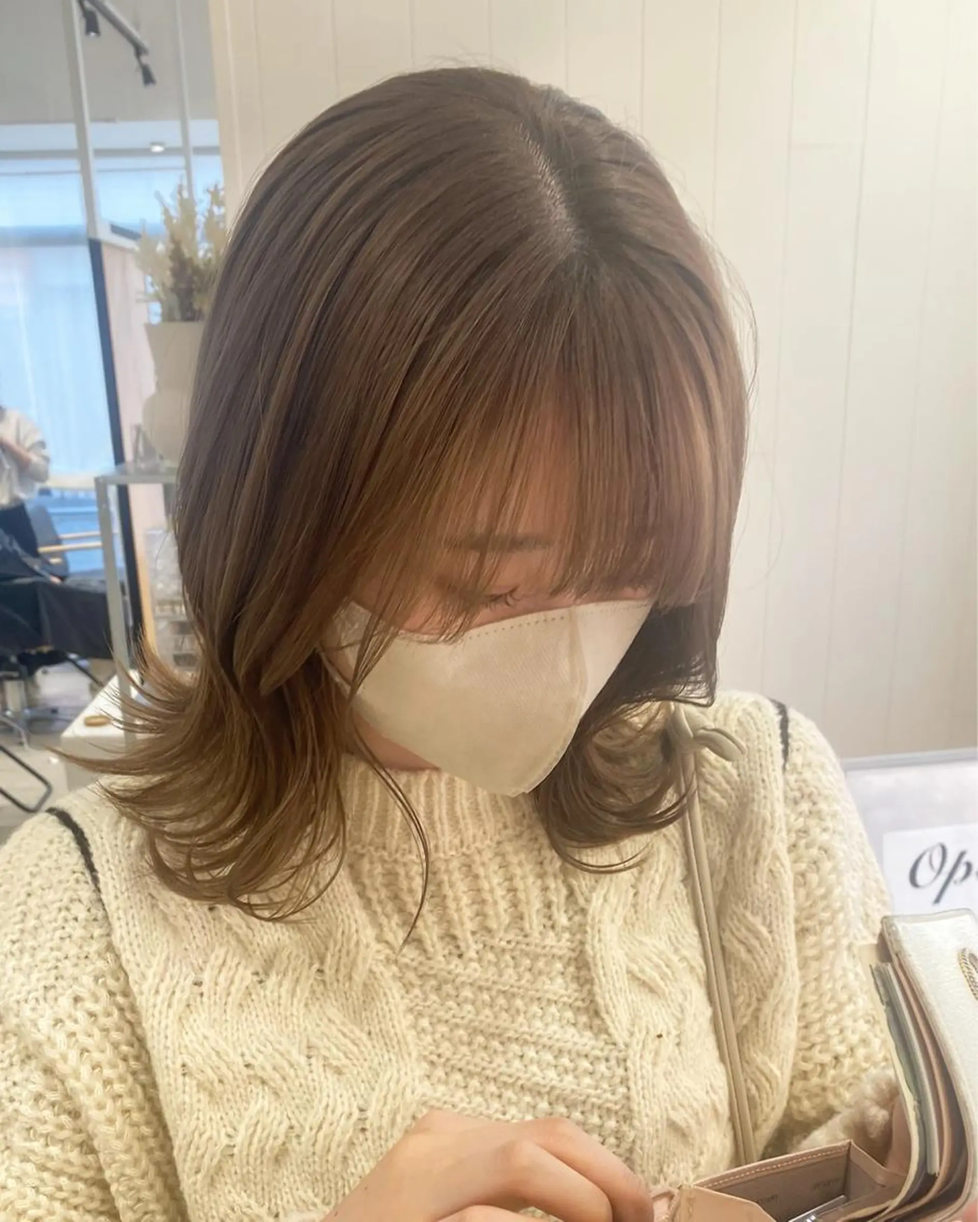 ミディアム カラー hair shioのヘアスタイル