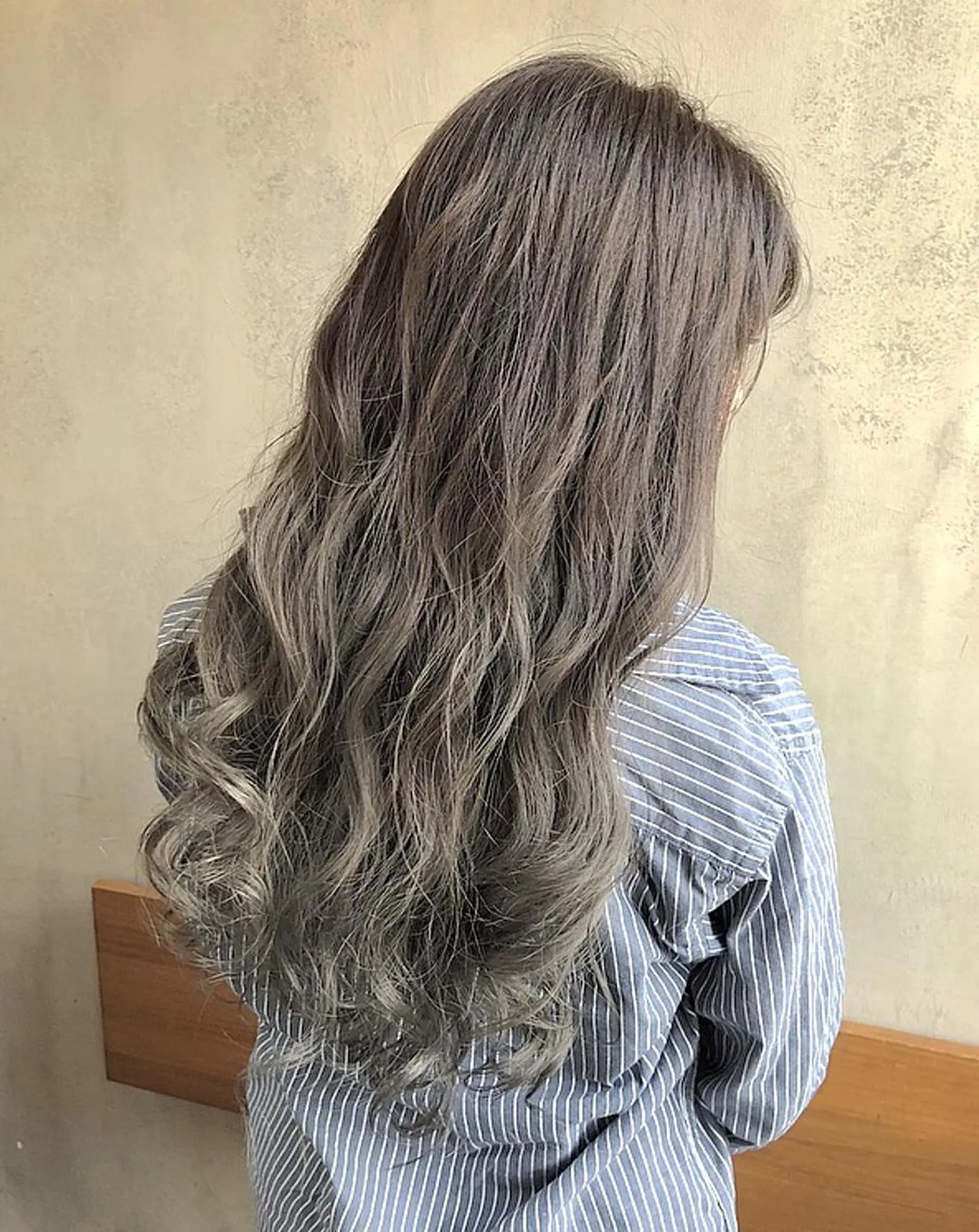 ロング カラー グラデーションカラー 半個室女性salon 🩰Natsumiのヘアスタイル
