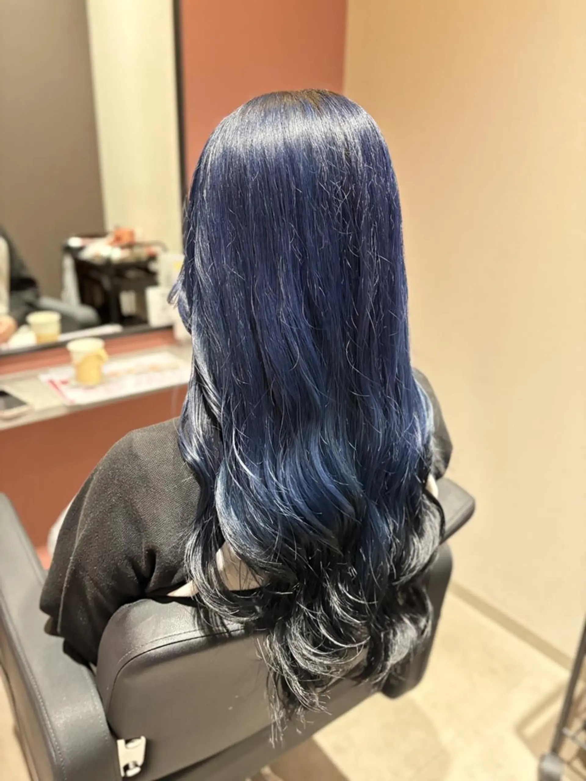 ロング ヘアカラー 上原 花奈のヘアスタイル