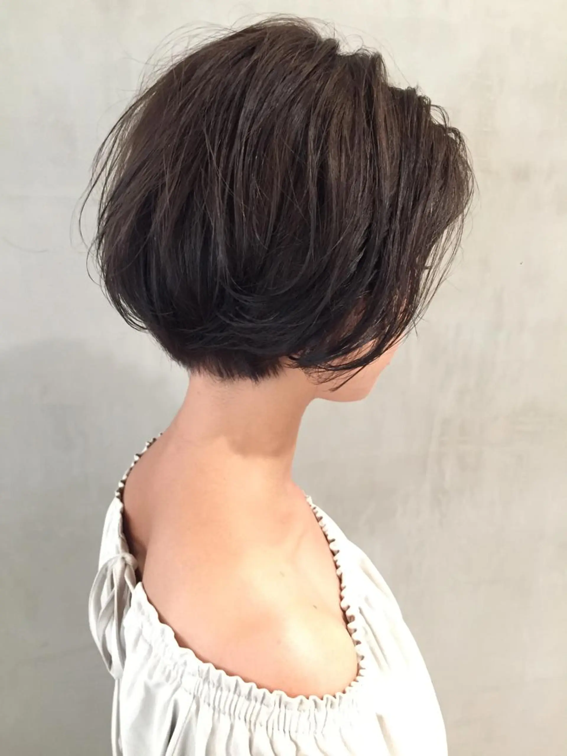 ショート カラー ショートボブ パープルカラー ボブ ショートヘア 大西 直人のヘアスタイル