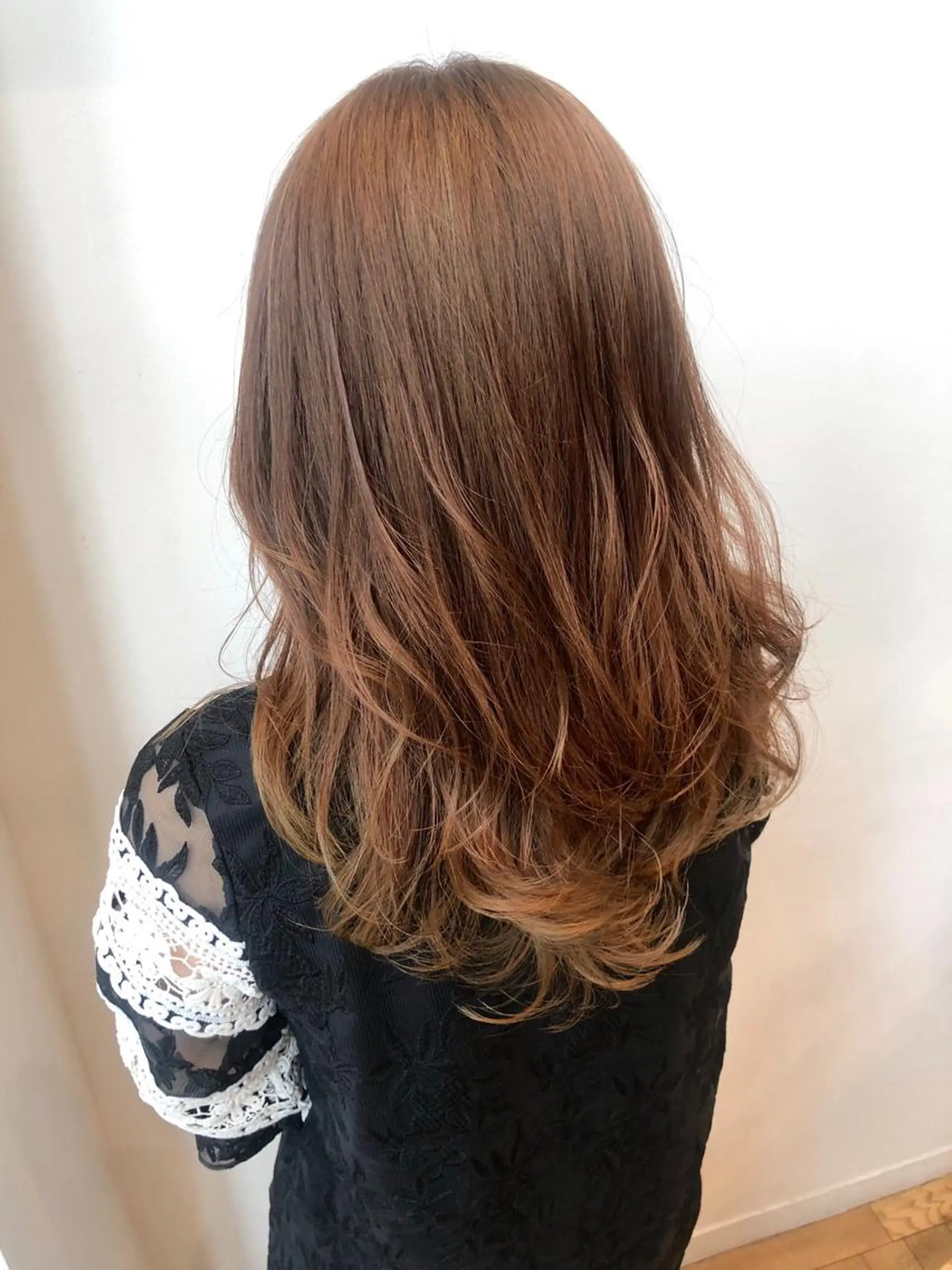 カラー パーマ ヘアアレンジ グラデーションカラー VIVIE【ヴィヴィ】所属・髪質改善/韓国風 レイヤー/田村祐樹のヘアスタイル