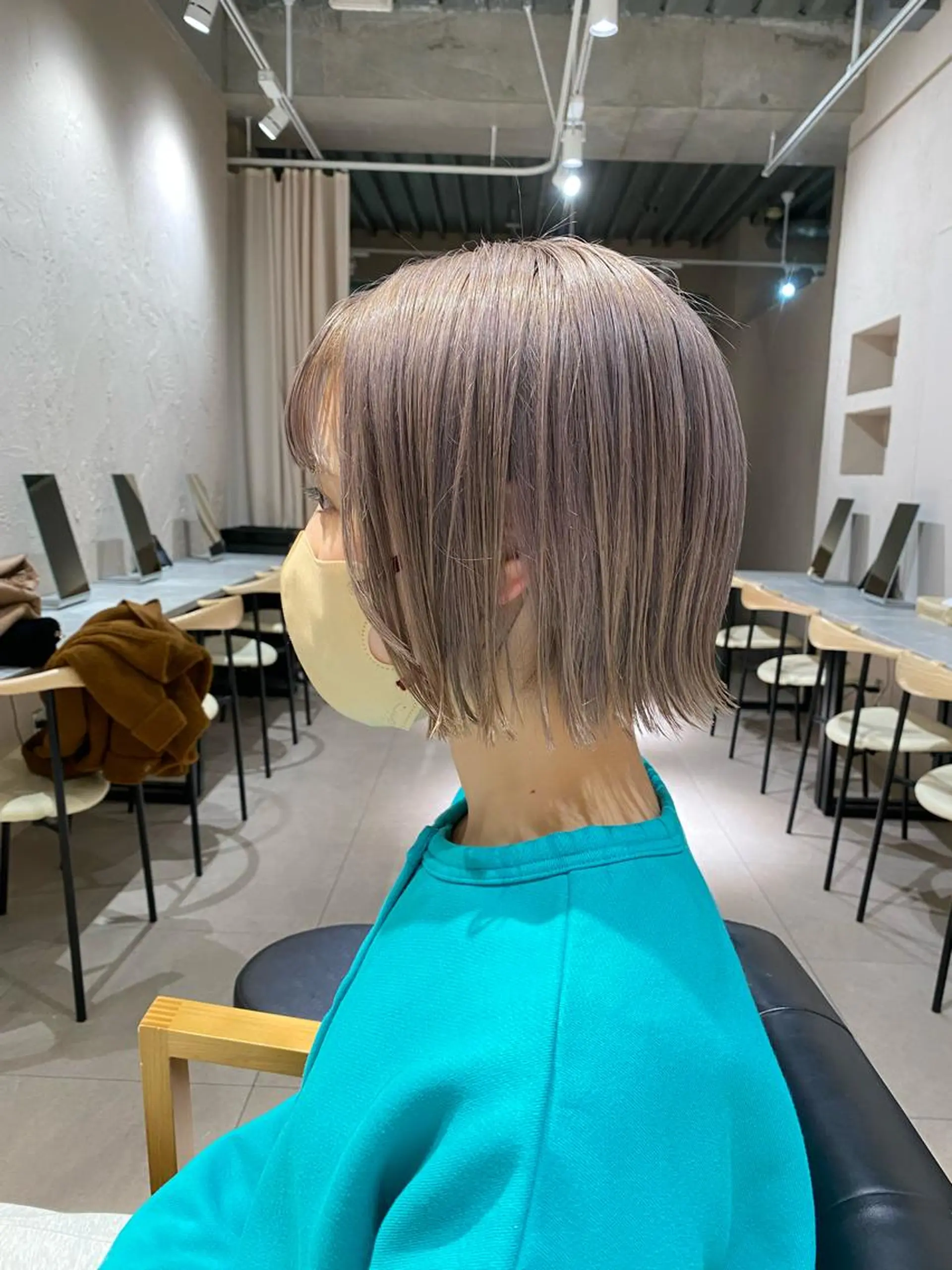 ショート 切りっぱなしボブ ボブ 栗原 瑞稀のヘアスタイル