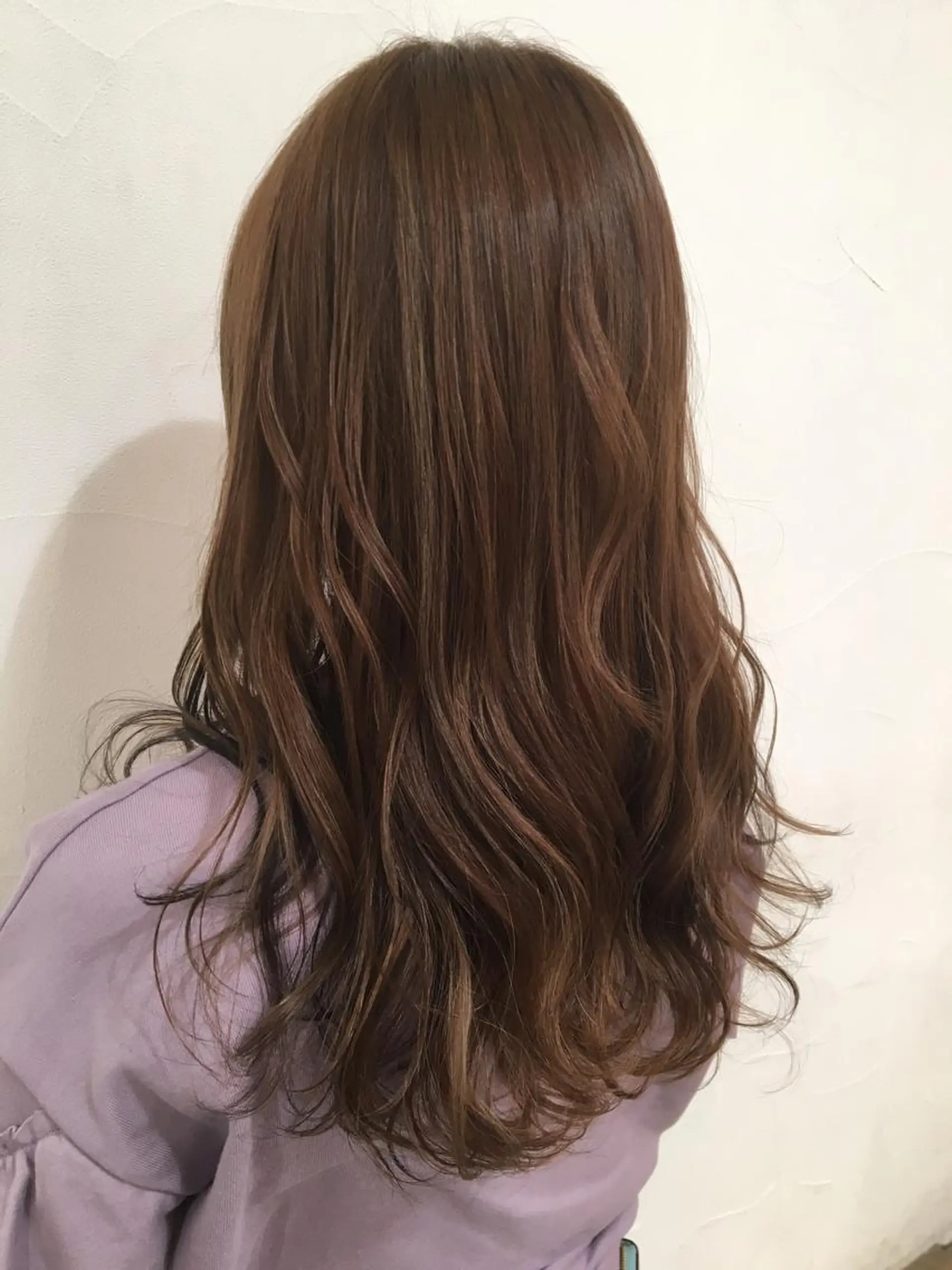 ロング カラー 乳井 悠香のヘアスタイル