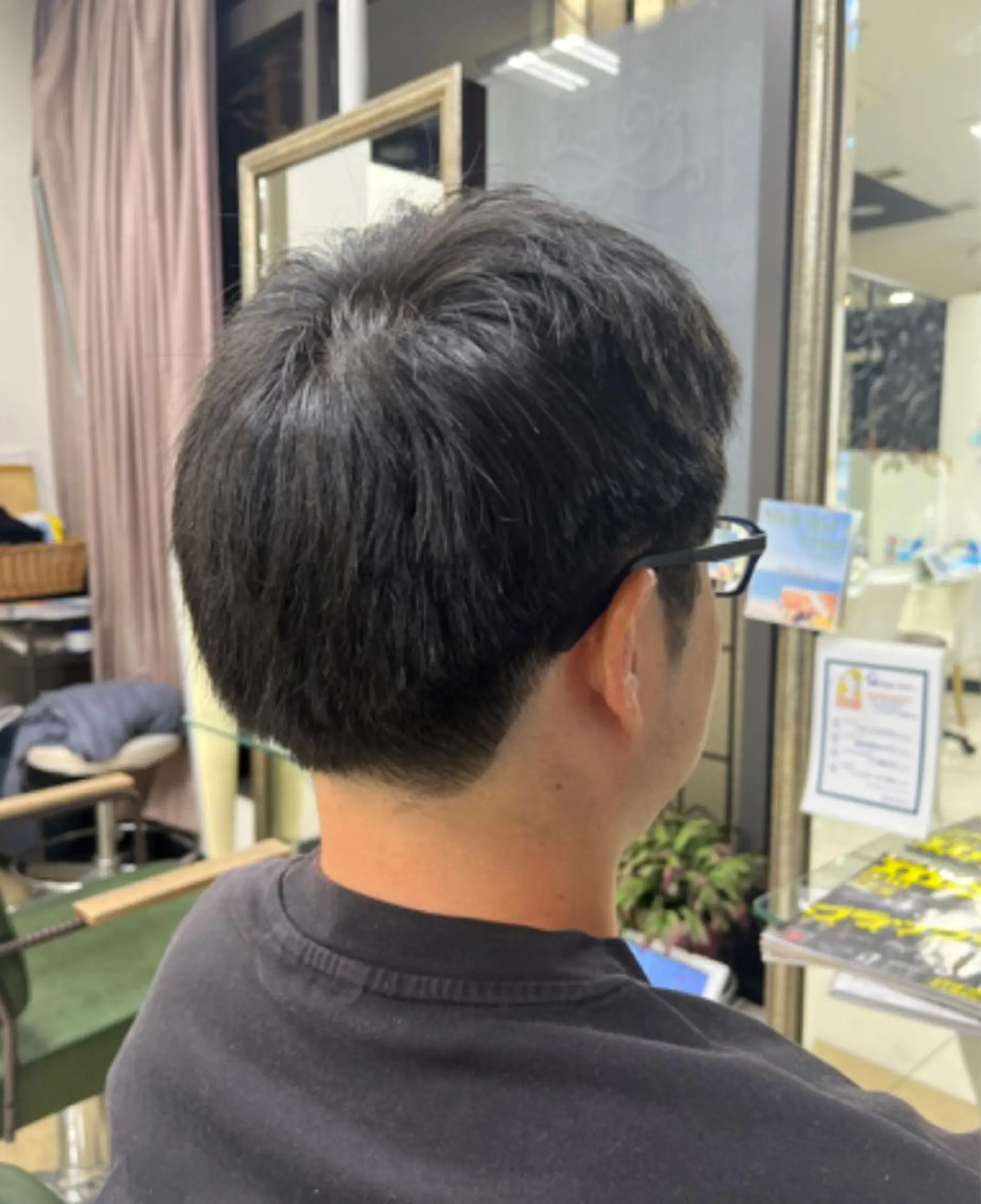 メンズ カット 小関 未悠のマツエク・マツパデザイン