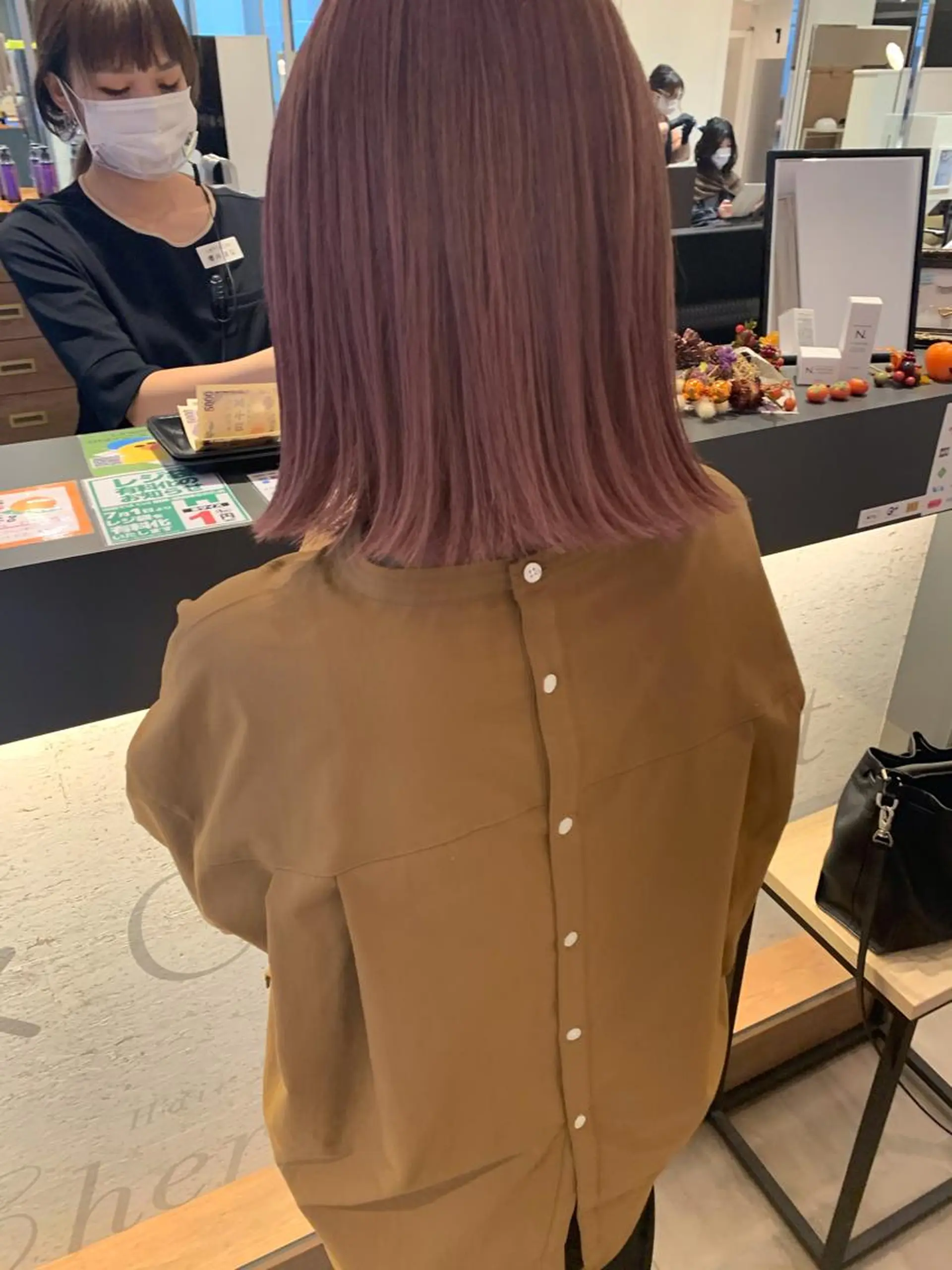 ミディアム ヘアカラー トリートメント ✨10000円以内で 叶う艶髪✨のヘアスタイル