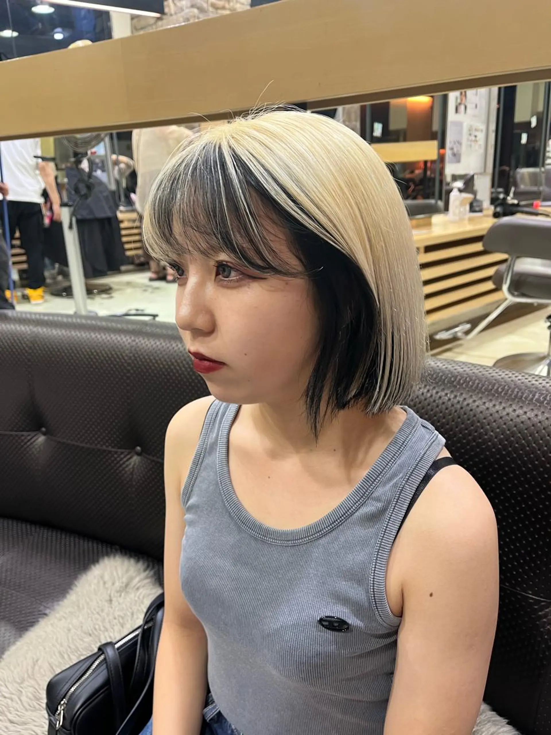 ショート カラー ヘアカラー 海外girl🤎 透明感ベージュmaoのヘアスタイル