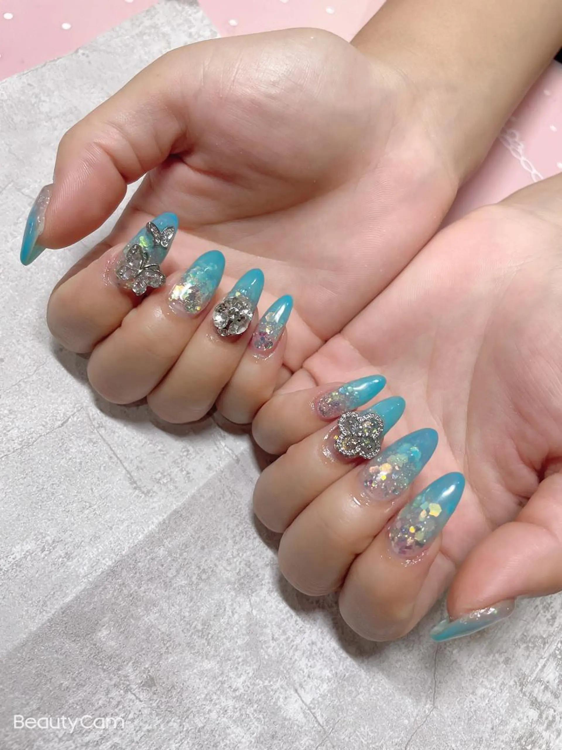 ミディアム ネイル 《LB》ラブリエ Nail&eyeのマツエク・マツパデザイン