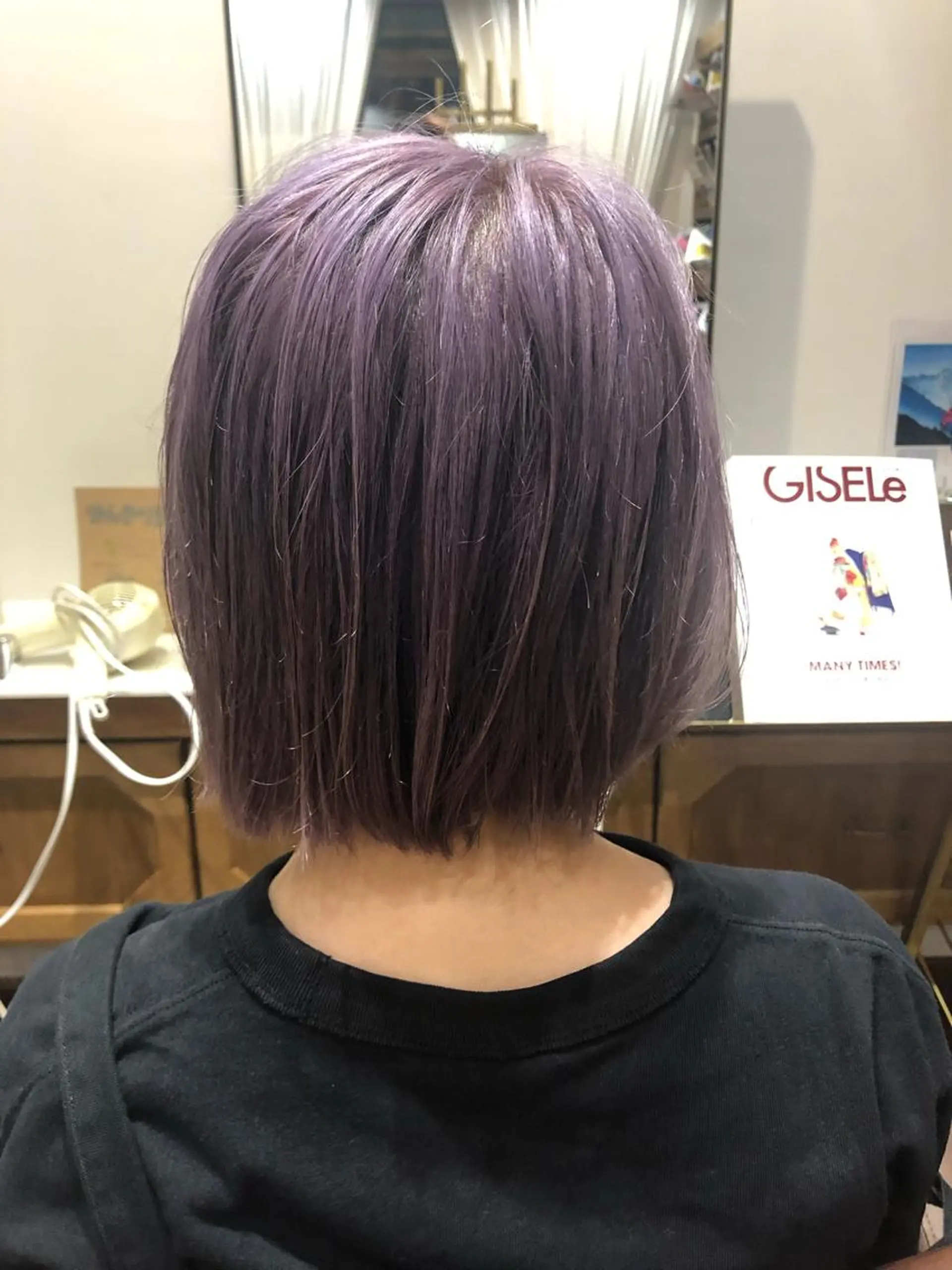 ショート DEE okazakiのヘアスタイル