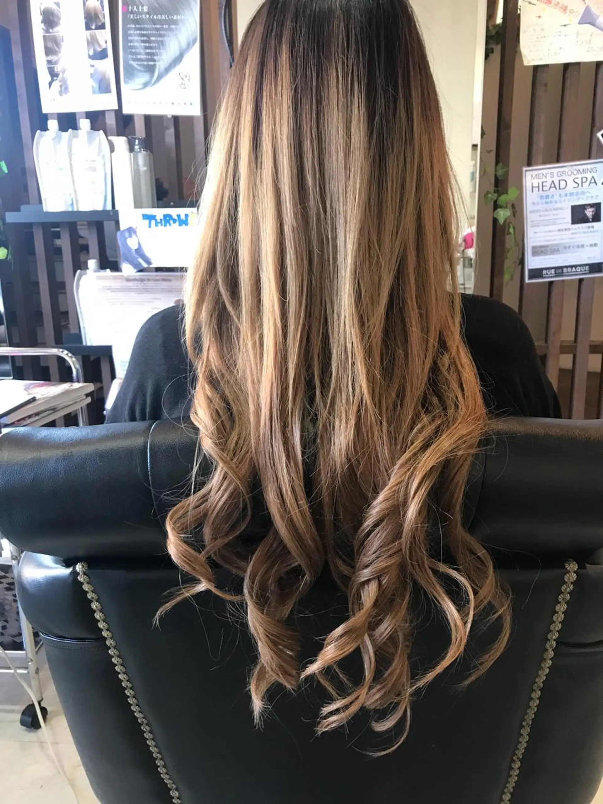 ロング ヘアーデザイン arのヘアスタイル