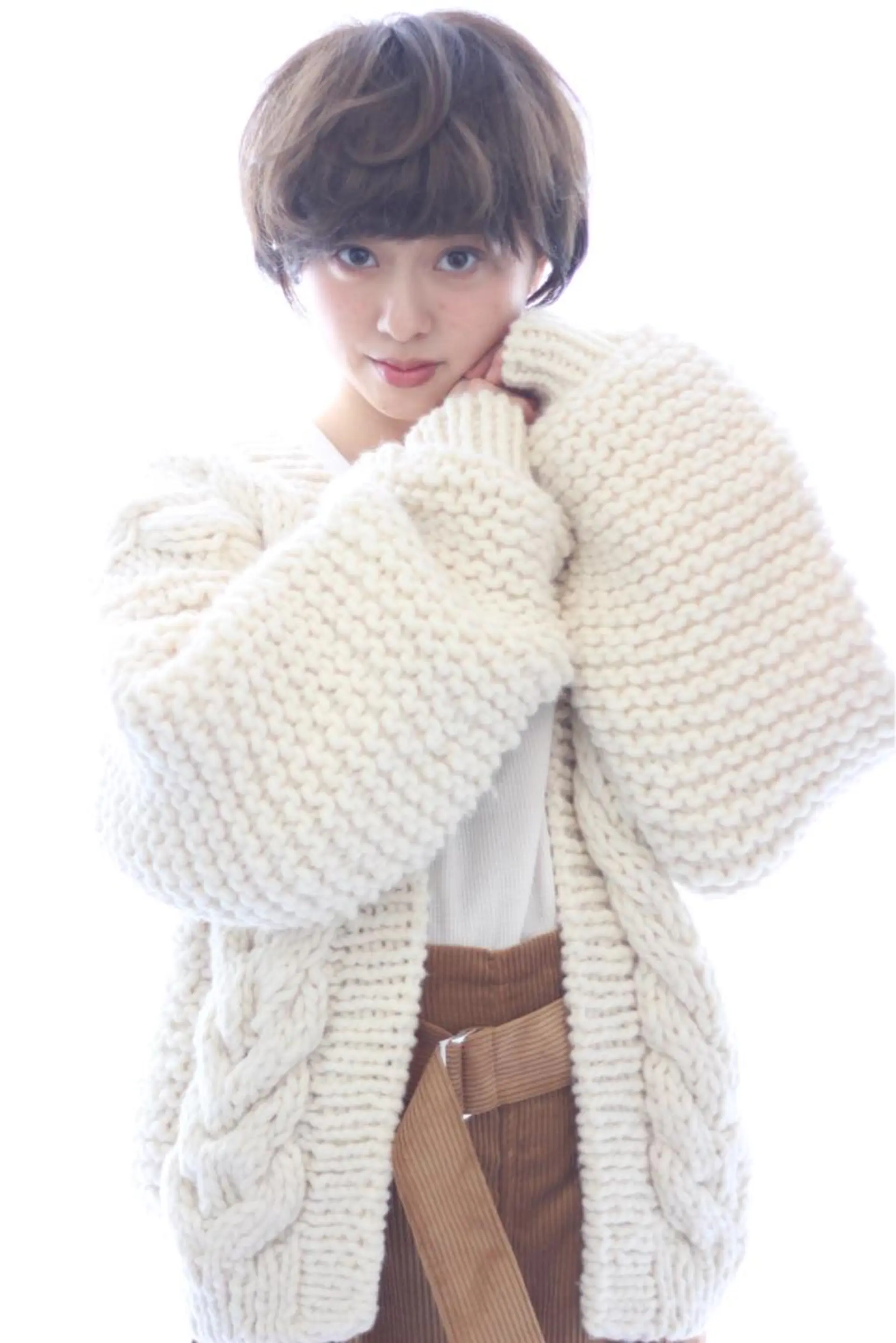 ショート カラー パーマ ベージュカラー ショートヘア toi【トワ】所属・安達 俊亮のヘアスタイル