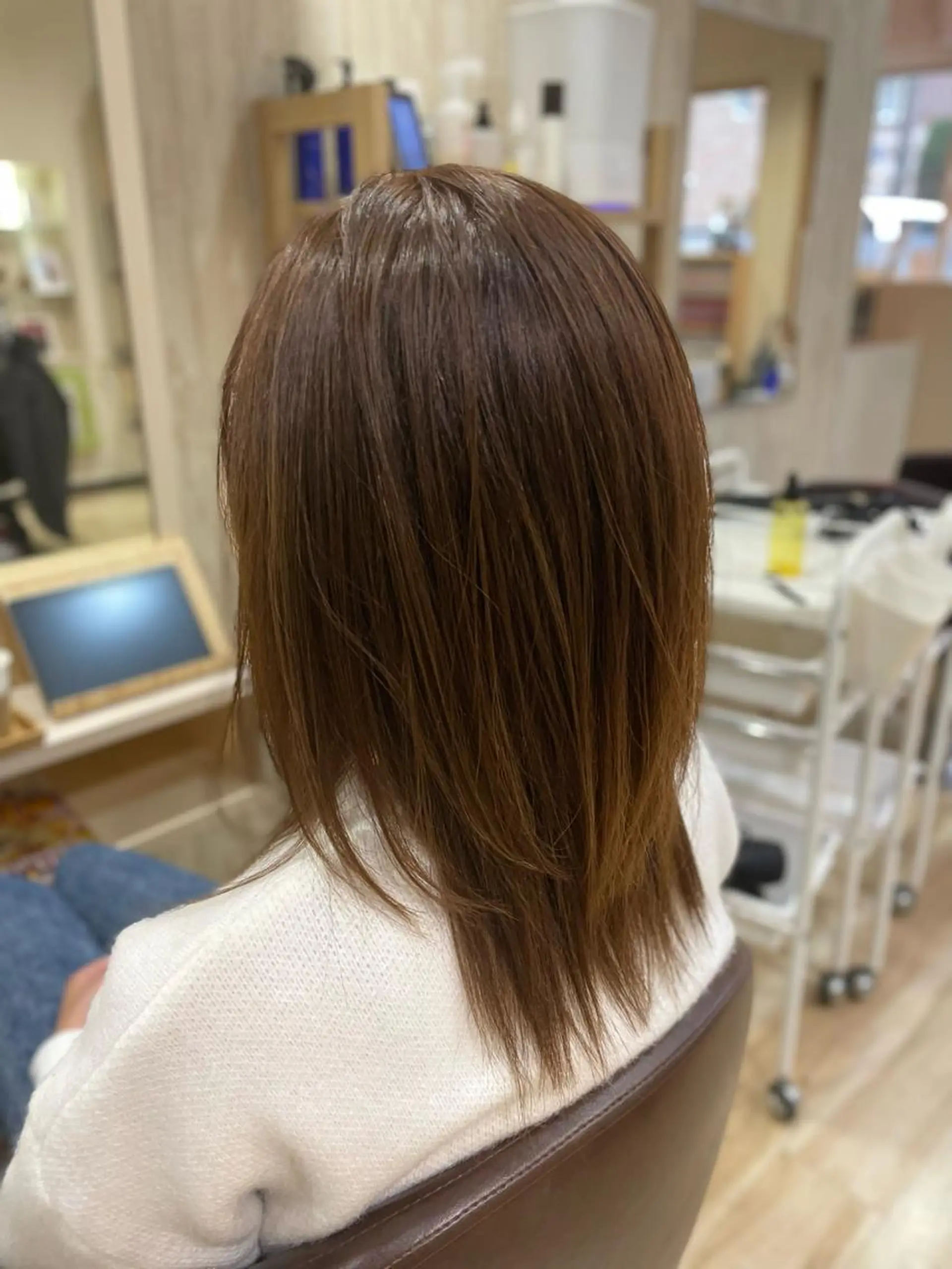 セミロング 🍎佐藤 成美🍎のヘアスタイル