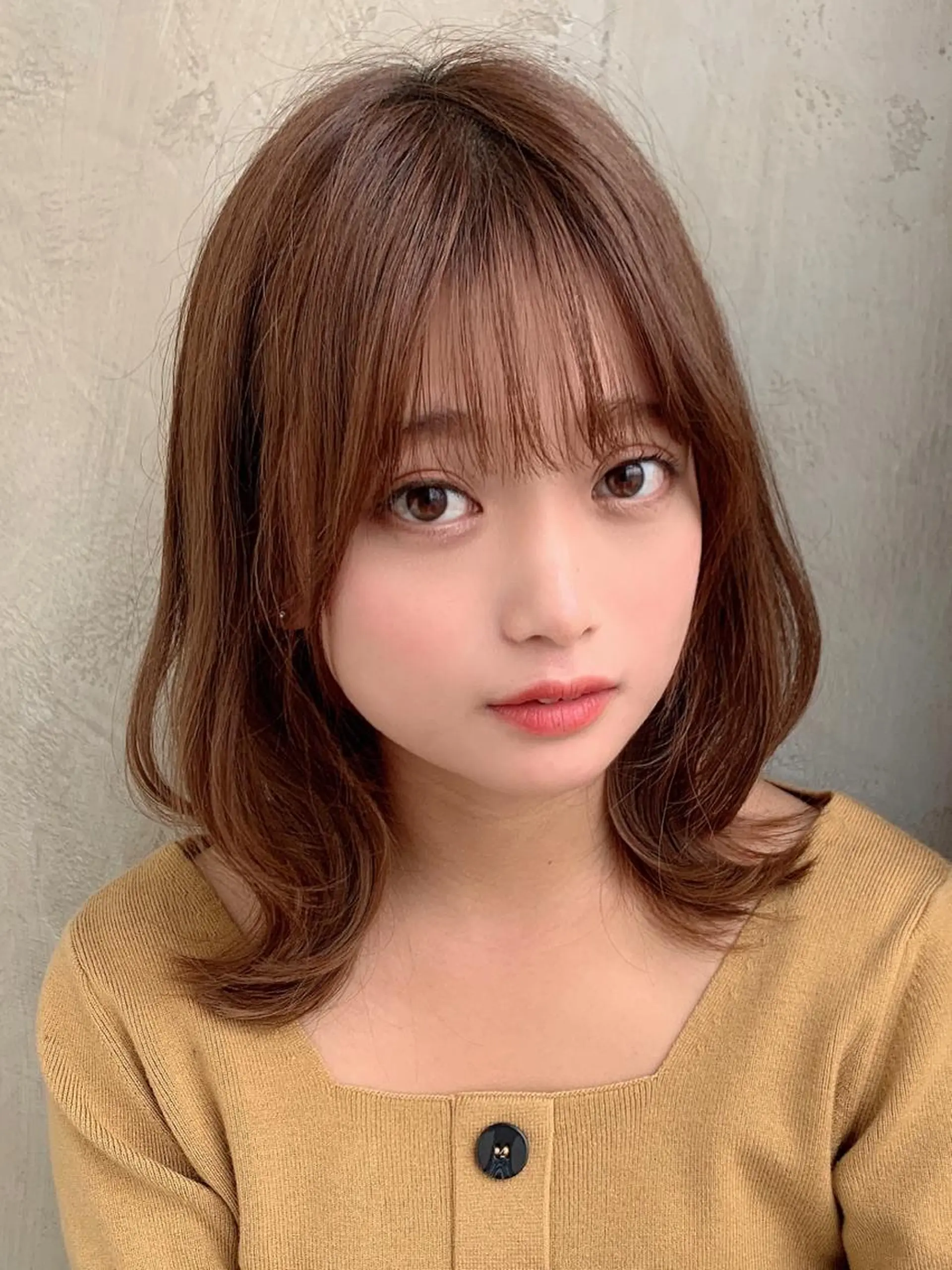 ミディアム カラー ベージュカラー ブラウンカラー くびれヘア 髪質改善 縮毛矯正 🧡くびれヘア/前髪 顔周り🧡久原結衣のヘアスタイル