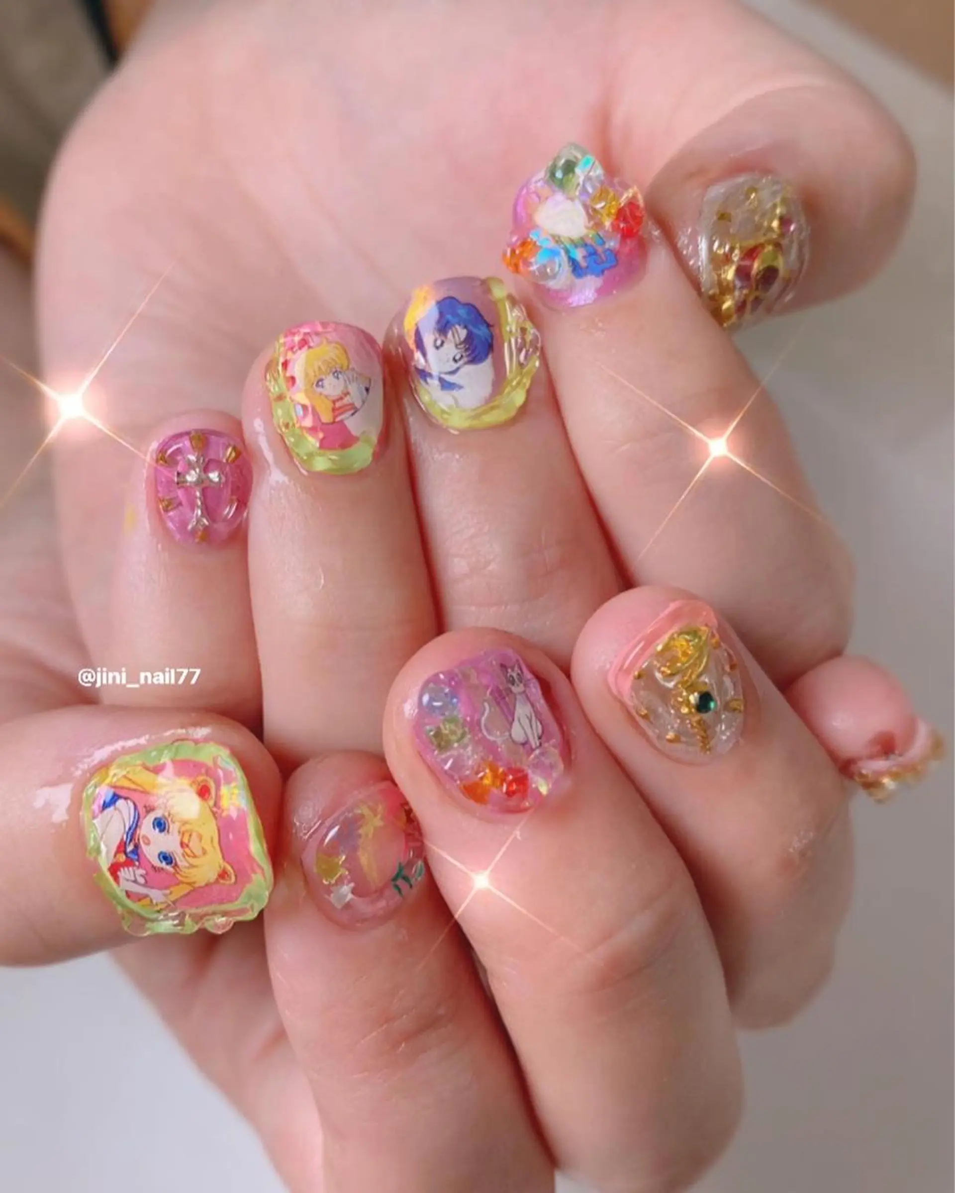 ネイル JINI NAIL所属・ジニ ネイルのネイルデザイン