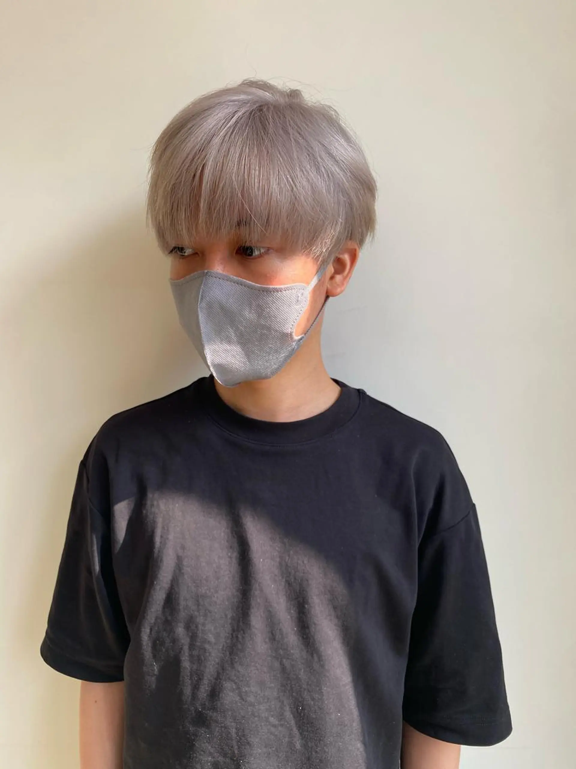 ショート ヘアカラー 大内田 凌馬のヘアスタイル