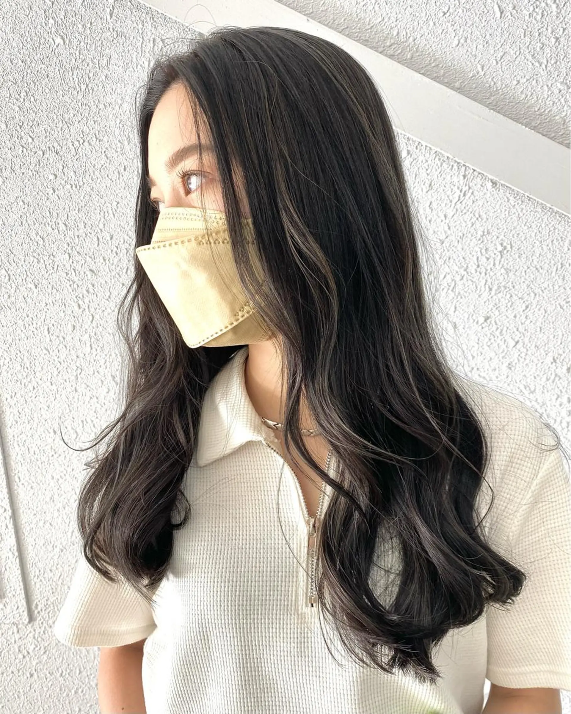 ロング カラー ダークグレー ダークグレージュ グレージュ ハイライトカラー ハイライト salon MISAHIのエステ・リラクイメージ