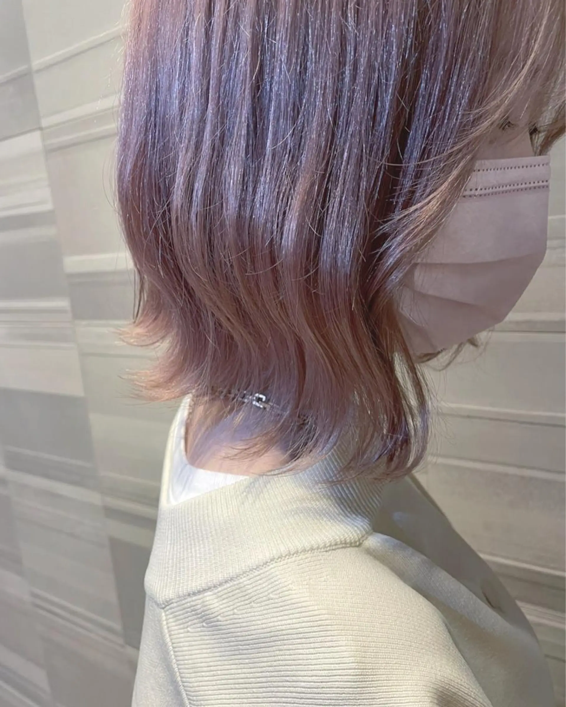 ミディアム カラー ヘアアレンジ ボブ 外ハネヘア 🤍MIDUKI🤍 韓国風レイヤーカットのヘアスタイル