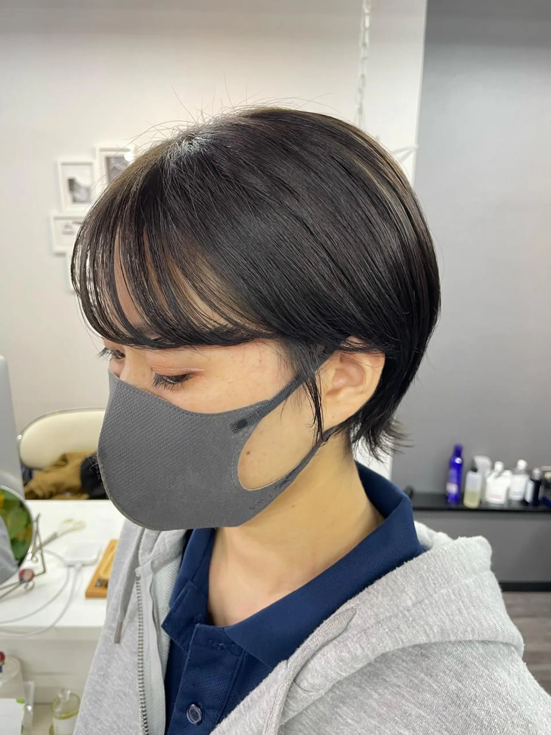 カラー オノ アカネのヘアスタイル