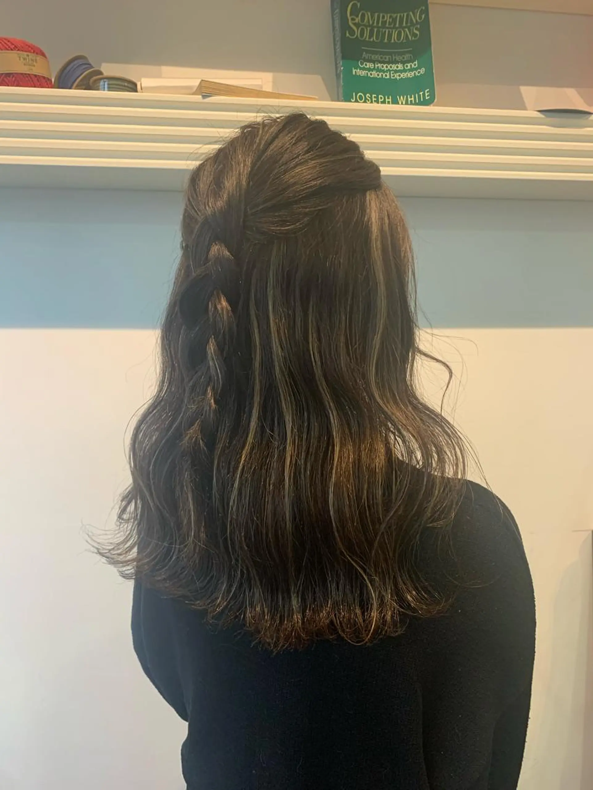 セミロング カラー ハイトーン/レイヤー 💜Akaneのヘアスタイル