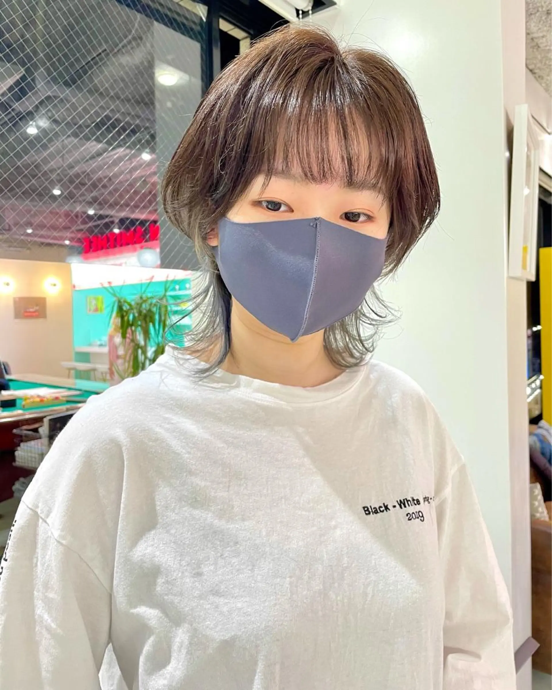 ショート 🧨ブリーチー×ボブ レイヤー💎じゅえるのヘアスタイル