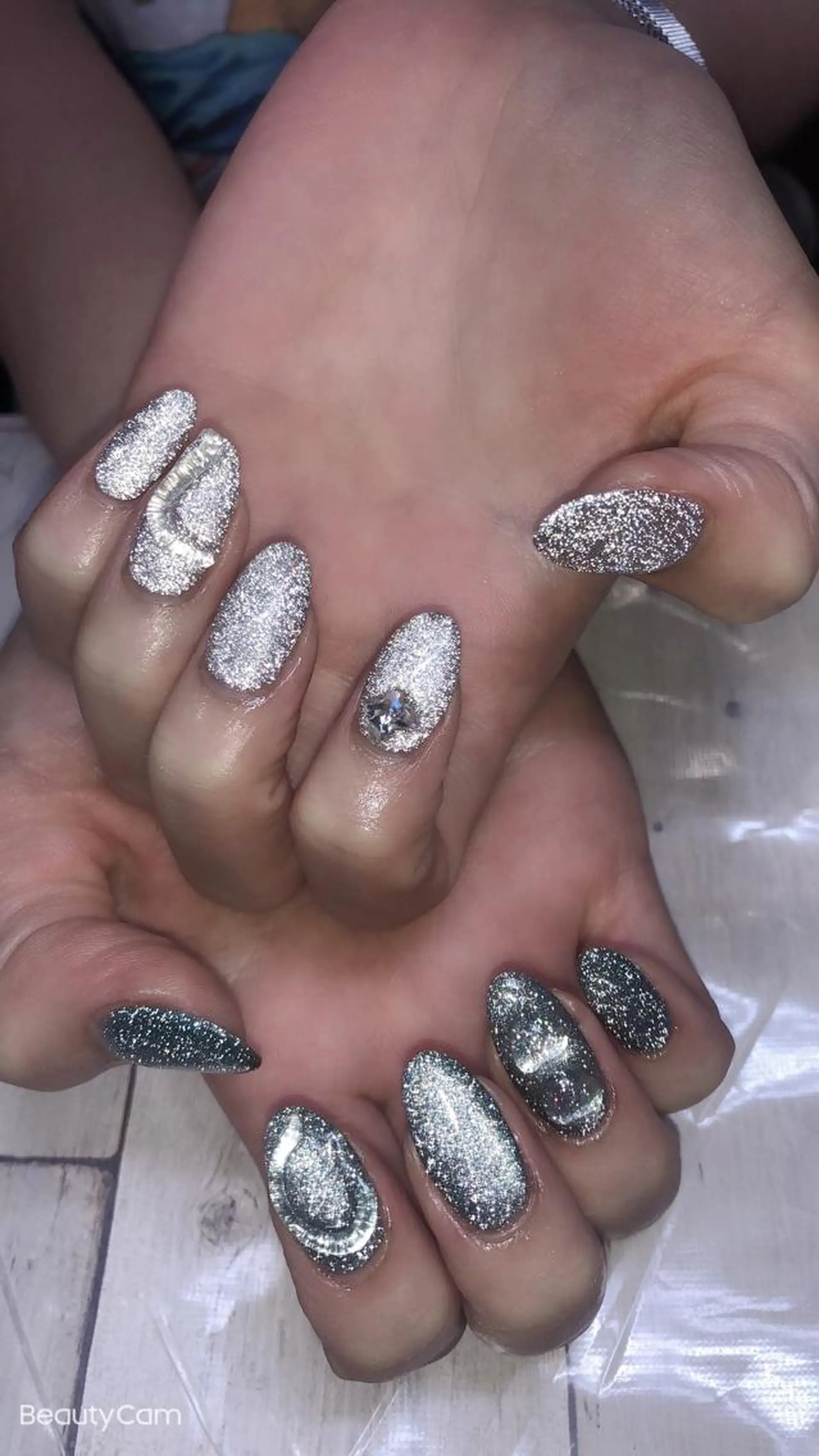 ネイル 💎Guarendo💎錦糸町店所属・✨アン ミユ✨のネイルデザイン