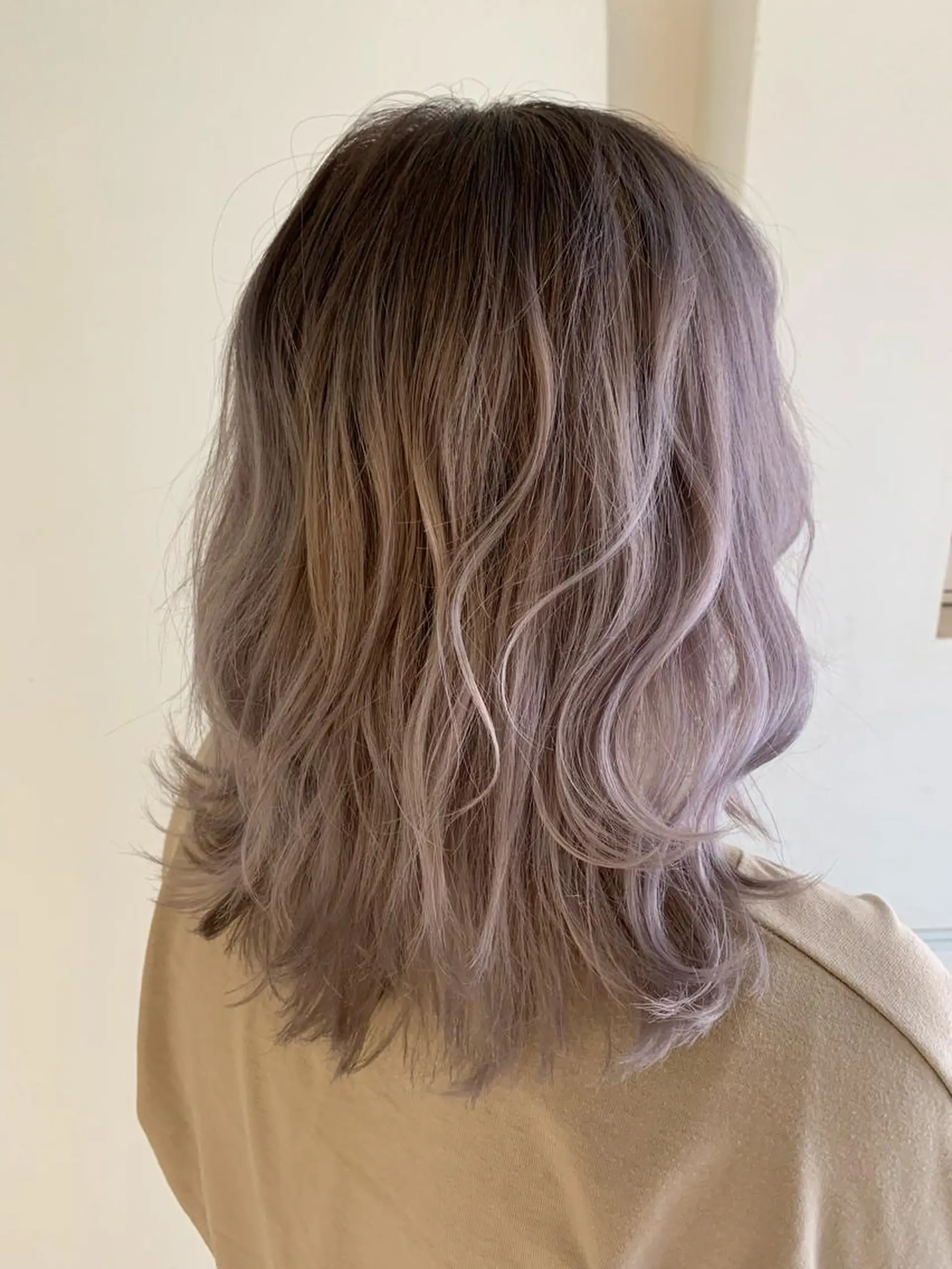 ミディアム 渡辺 健太のヘアスタイル