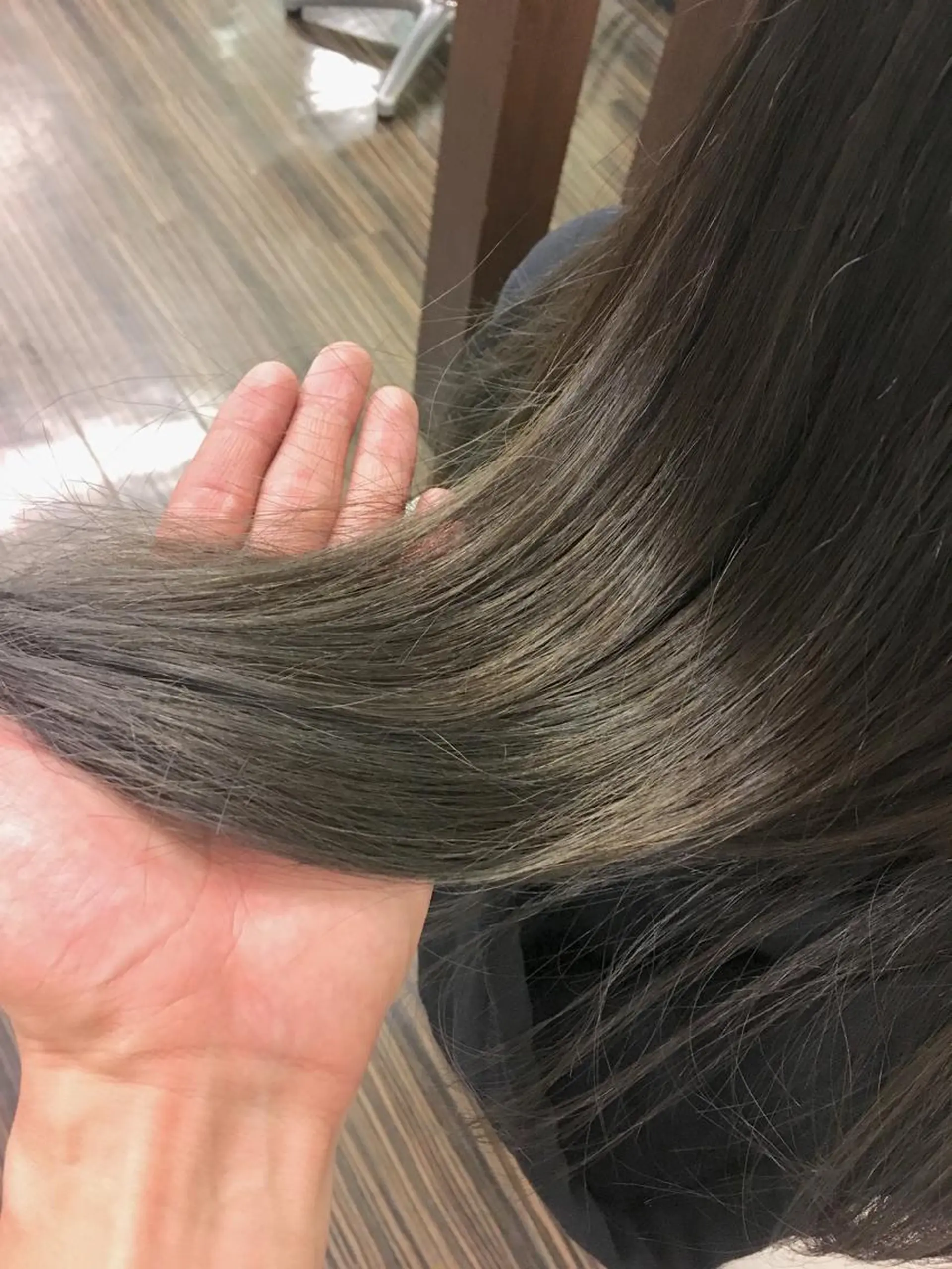 セミロング カラー 外国人風カラー カット ヘアカラー トリートメント THREE所属・THREE 関根大のヘアスタイル