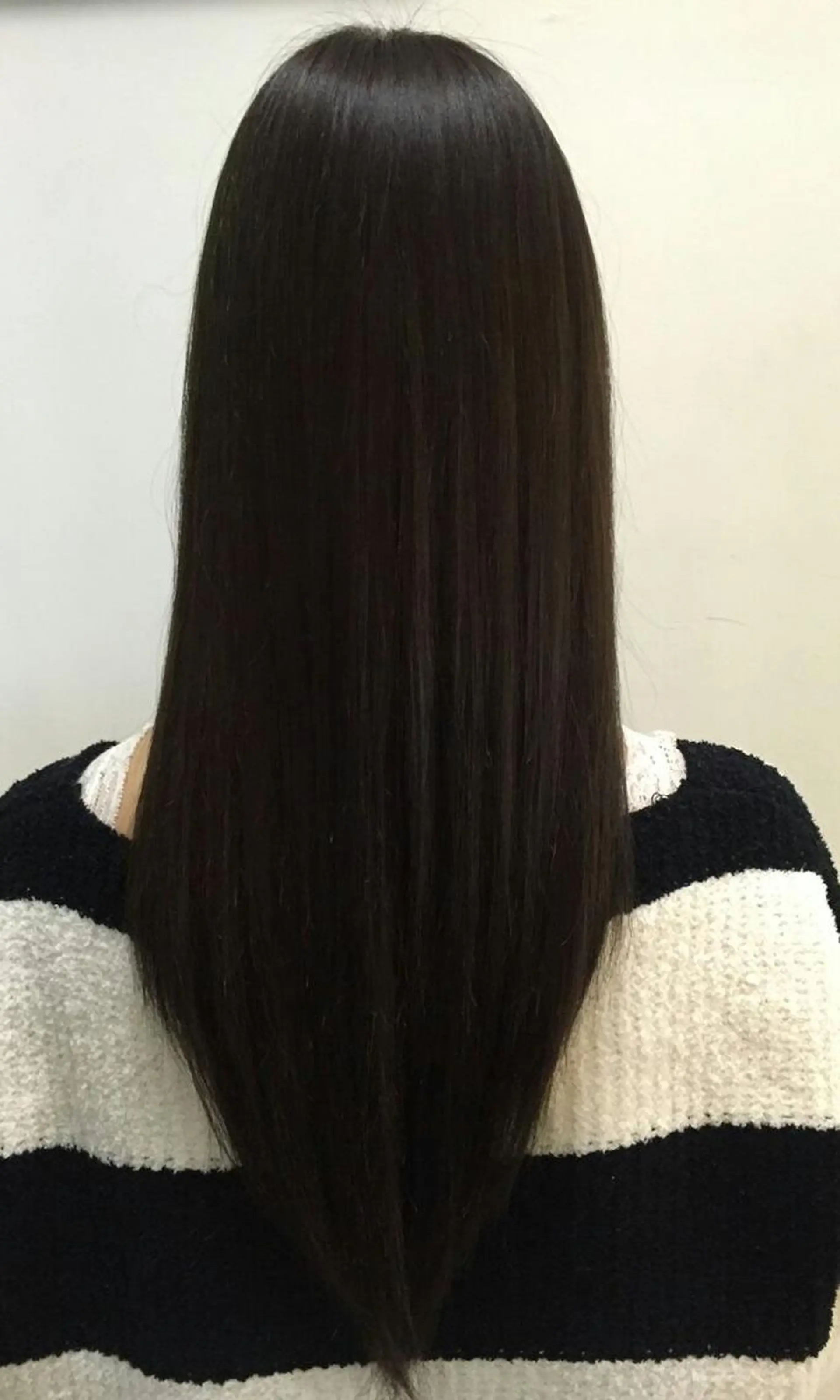 セミロング ロング カラー アッシュ ダークアッシュ パープルカラー 100%髪質改善特化 TRUNSのヘアスタイル