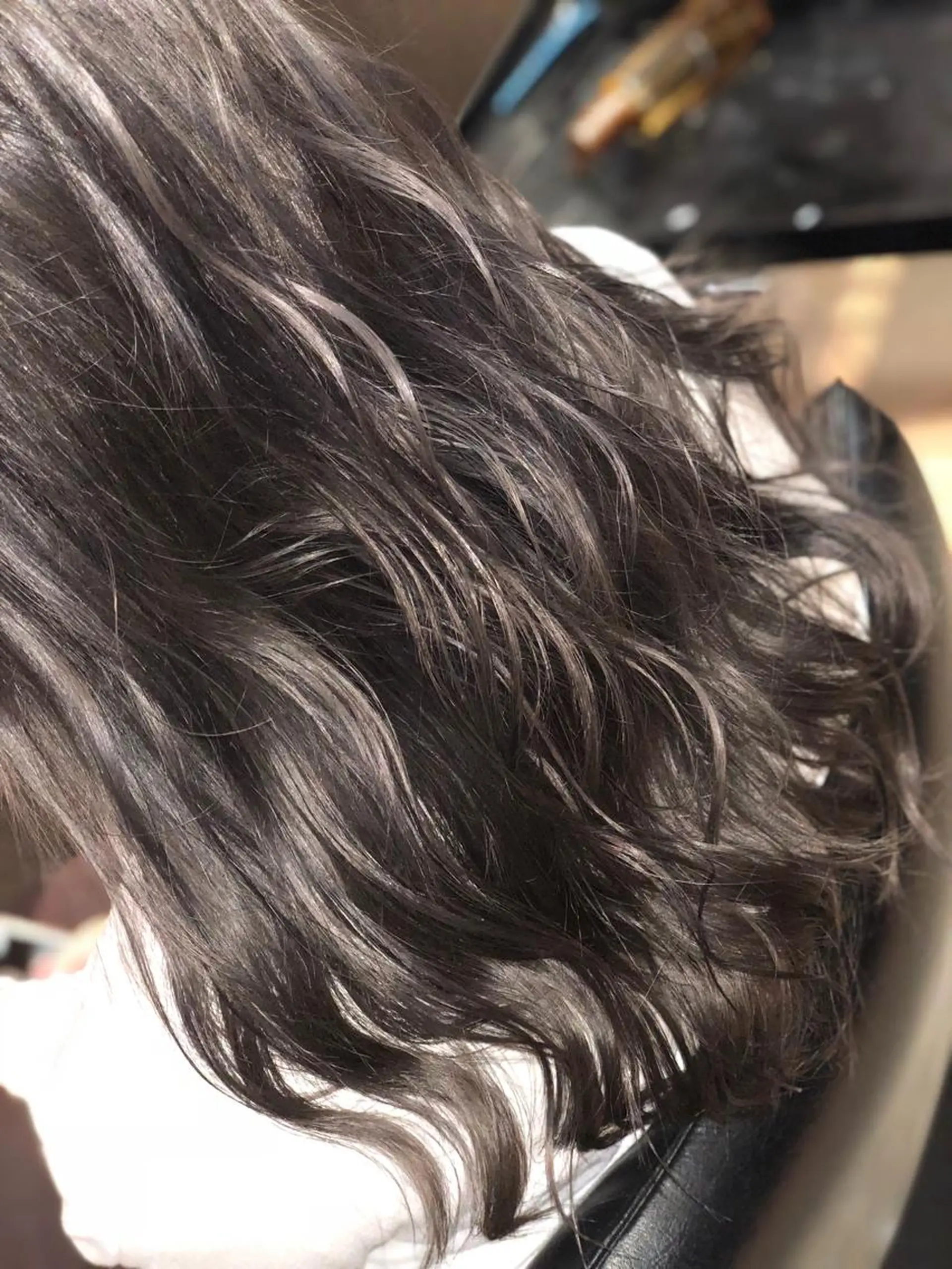 セミロング カラー アッシュ ブリーチ GISELAジゼラ所属・手塚 亮汰のヘアスタイル