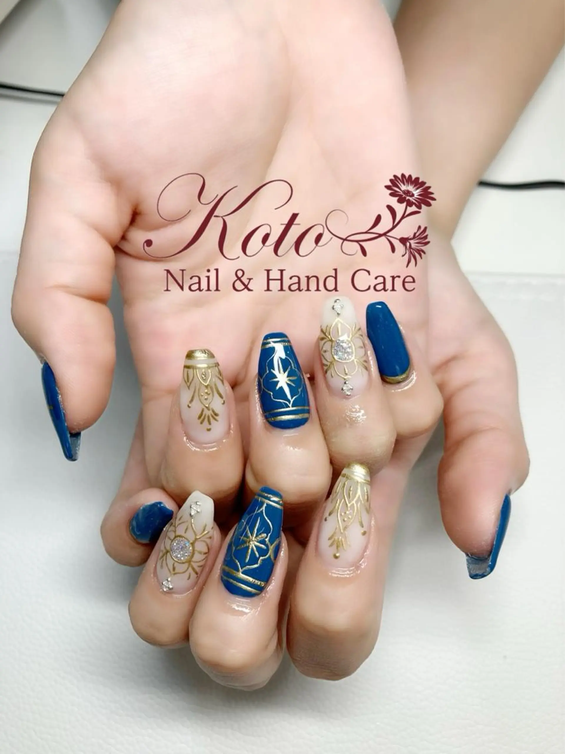 ネイル 長さ出し フットネイル フレンチネイル ジェルネイル ラメ(グリッター) Risa ネイルサロンKOTOのネイルデザイン