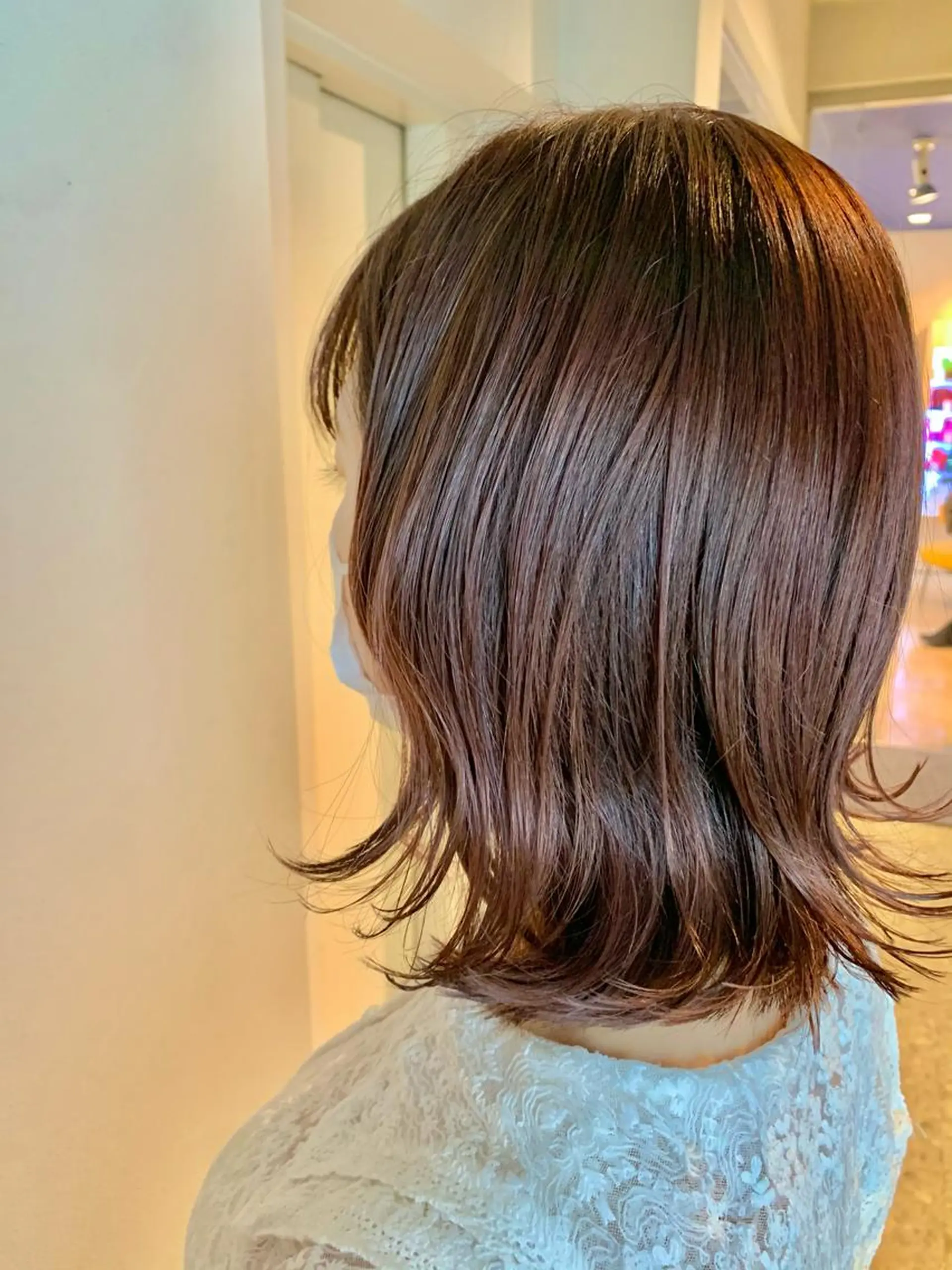 ミディアム うしだ かおるのヘアスタイル
