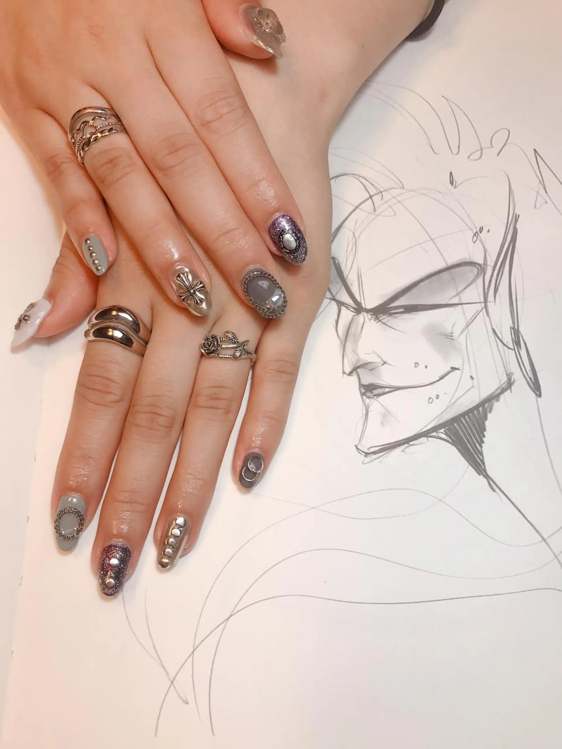 ネイル シルバー owlnail /持込みデザイン専門のネイルデザイン