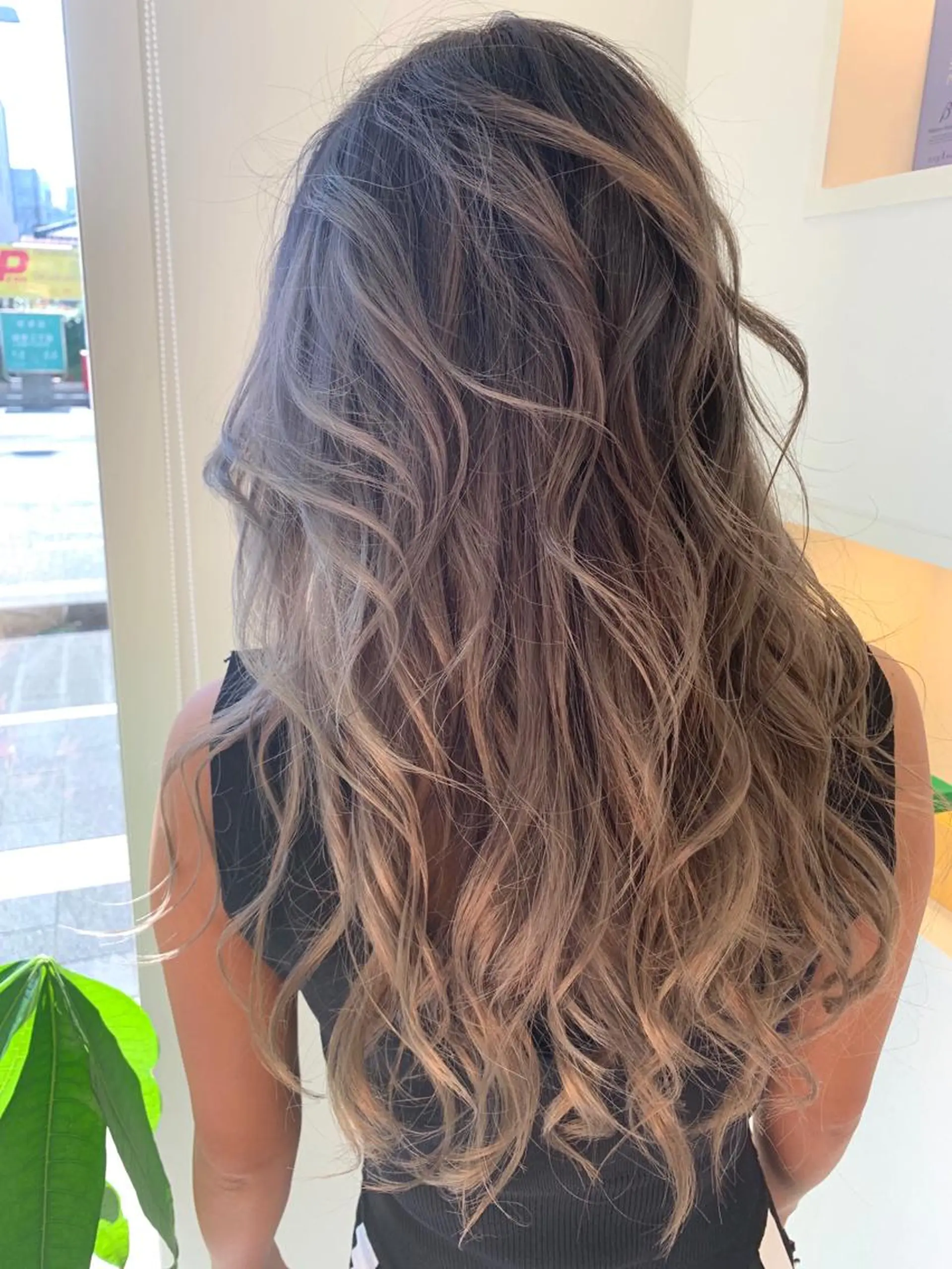 セミロング 髪質改善🇰🇷レイ ヤーカット/艶透明髪のヘアスタイル