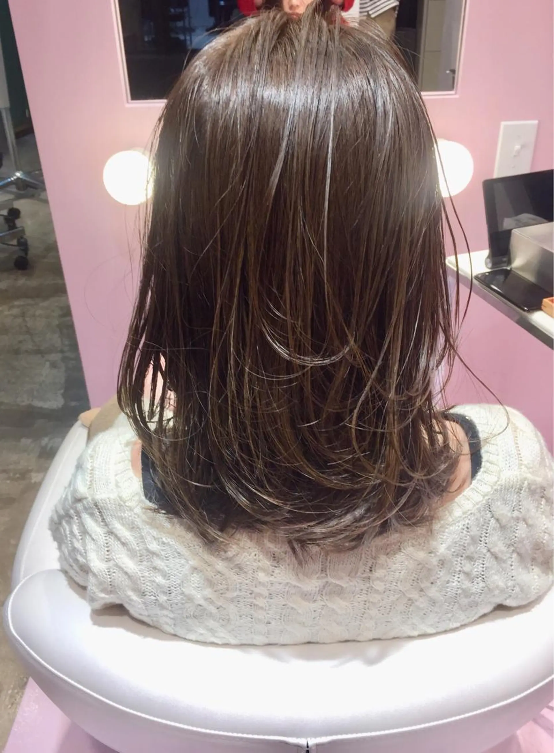 ミディアム アッシュ カット ヘアカラー トリートメント 所渉/韓国レイヤー /ウルフカットのヘアスタイル