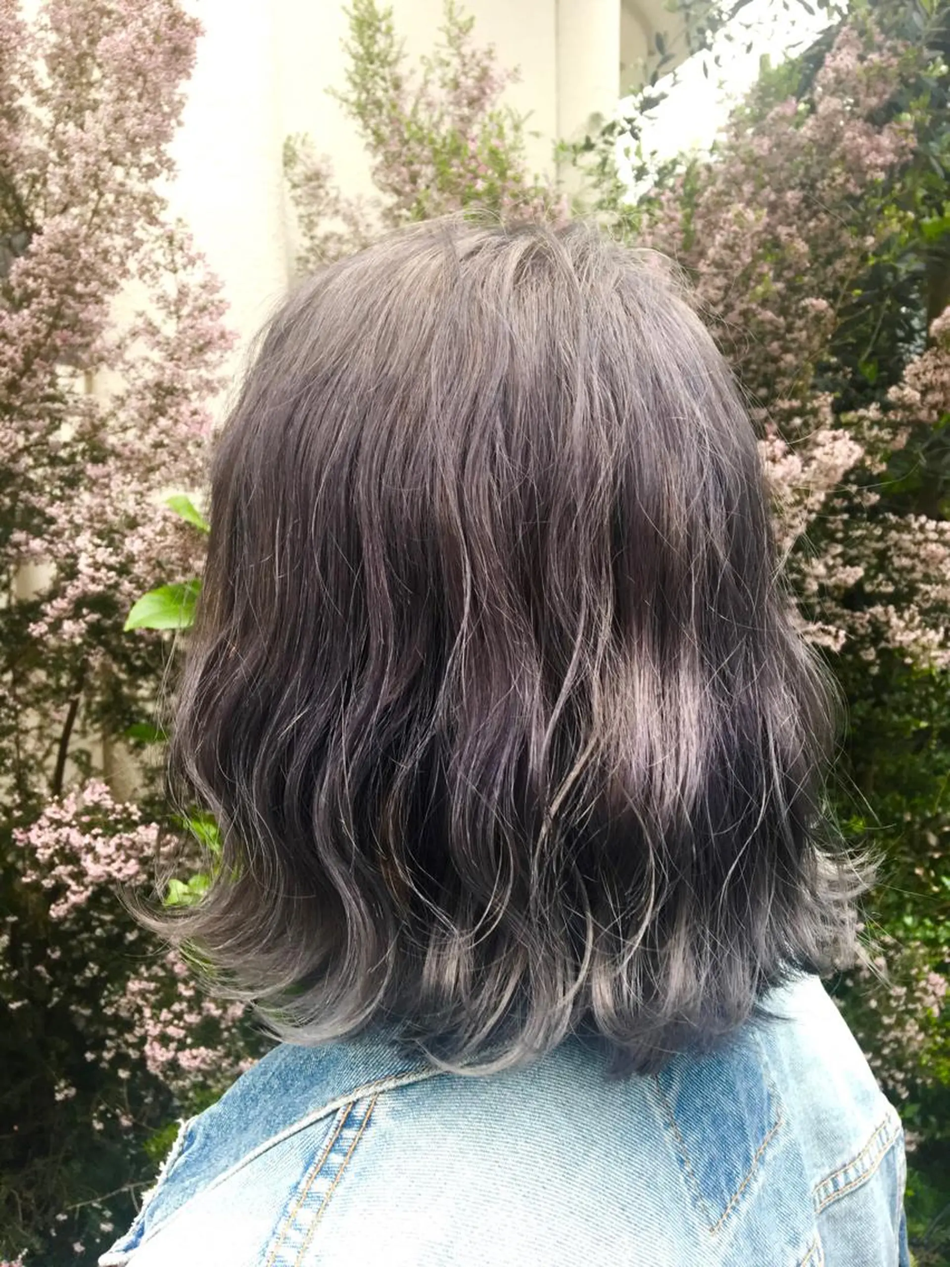 ミディアム カラー ブリーチ ラベンダーカラー 韓国ヘア🤍髪質改善 🇰🇷AKANEのヘアスタイル