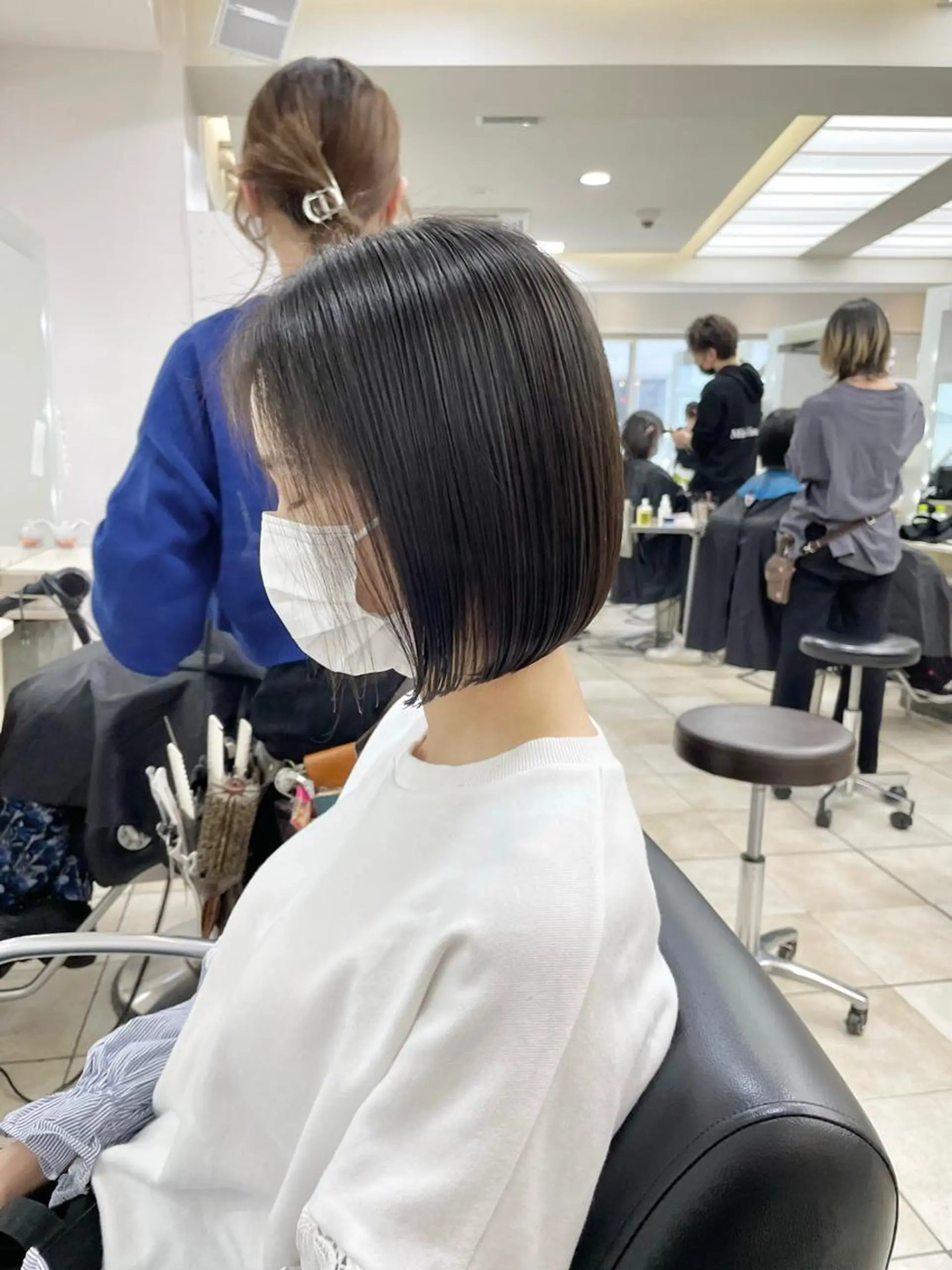 ショート ボブ 顔周りカット ハイライト 髪質改善 韓国風ヘア 新宿/韓国レイヤー/ 髪質改善/佐藤航のヘアスタイル