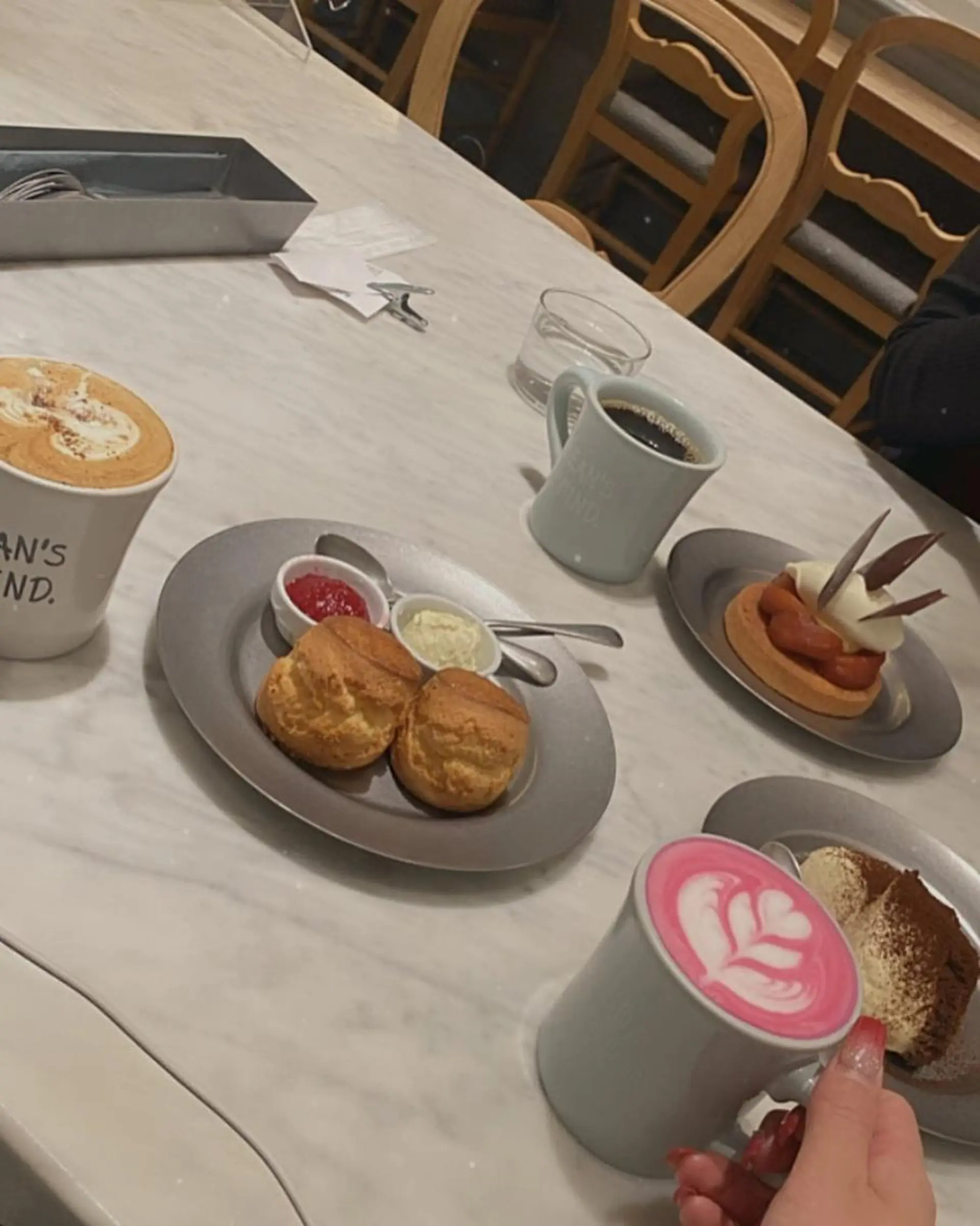 ロング カラー UNDER vr 【アンダーバー】のヘアスタイル