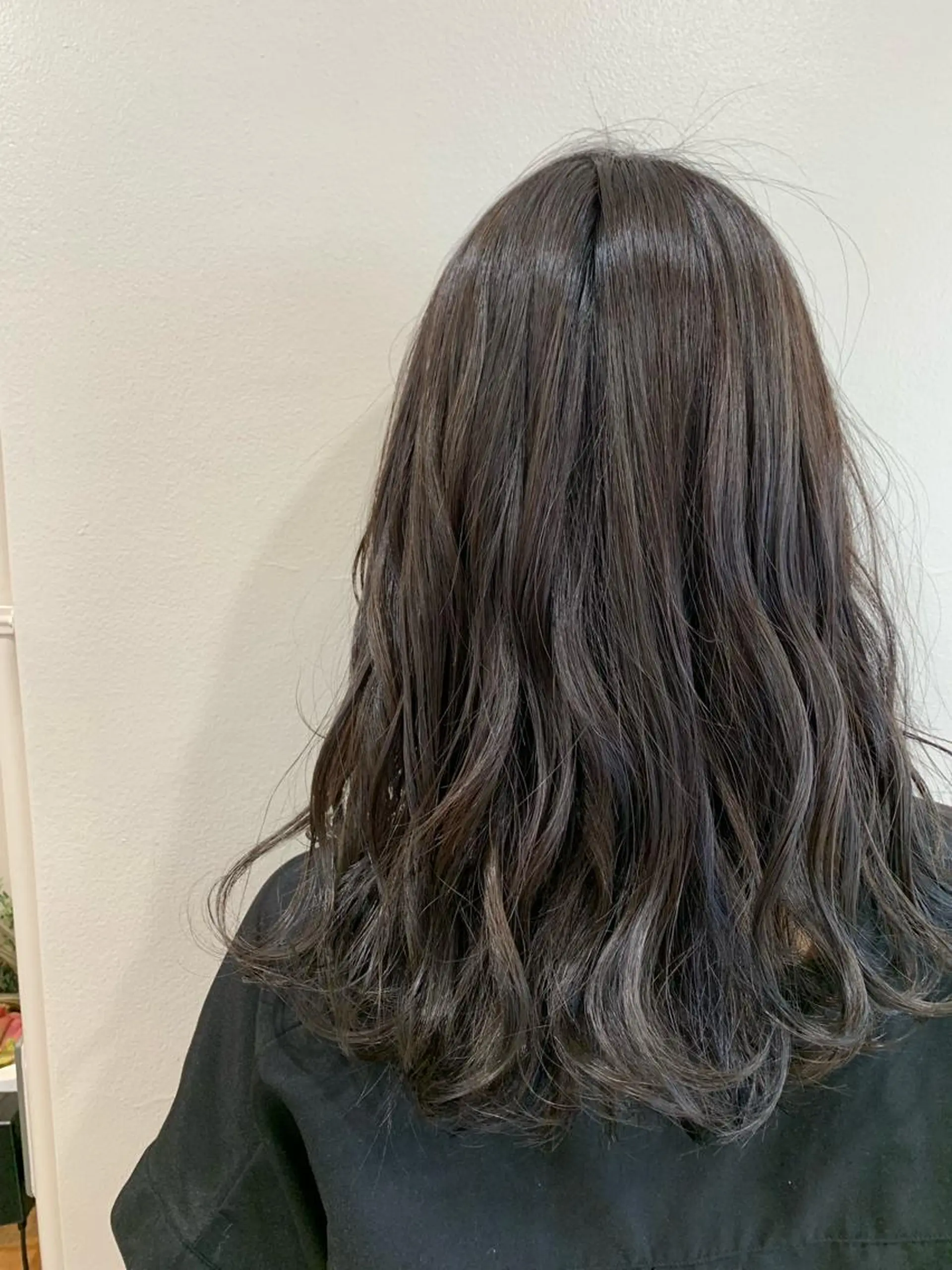 セミロング カラー アッシュ アッシュグレー アッシュグレージュ グレージュ 山崎 澪 レイヤーカット/大宮のヘアスタイル