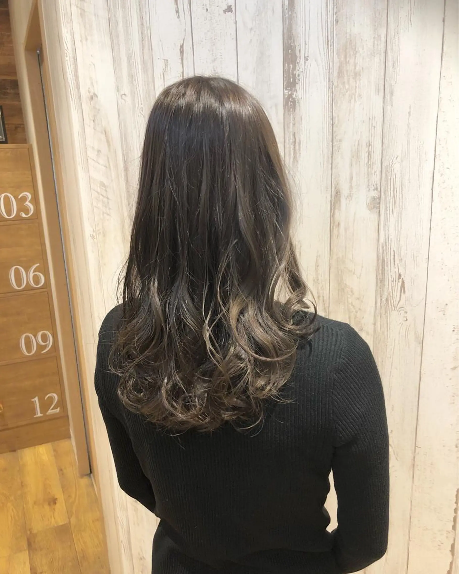 セミロング カラー アディクシーカラー カット ヘアカラー トリートメント 松田 和樹のヘアスタイル