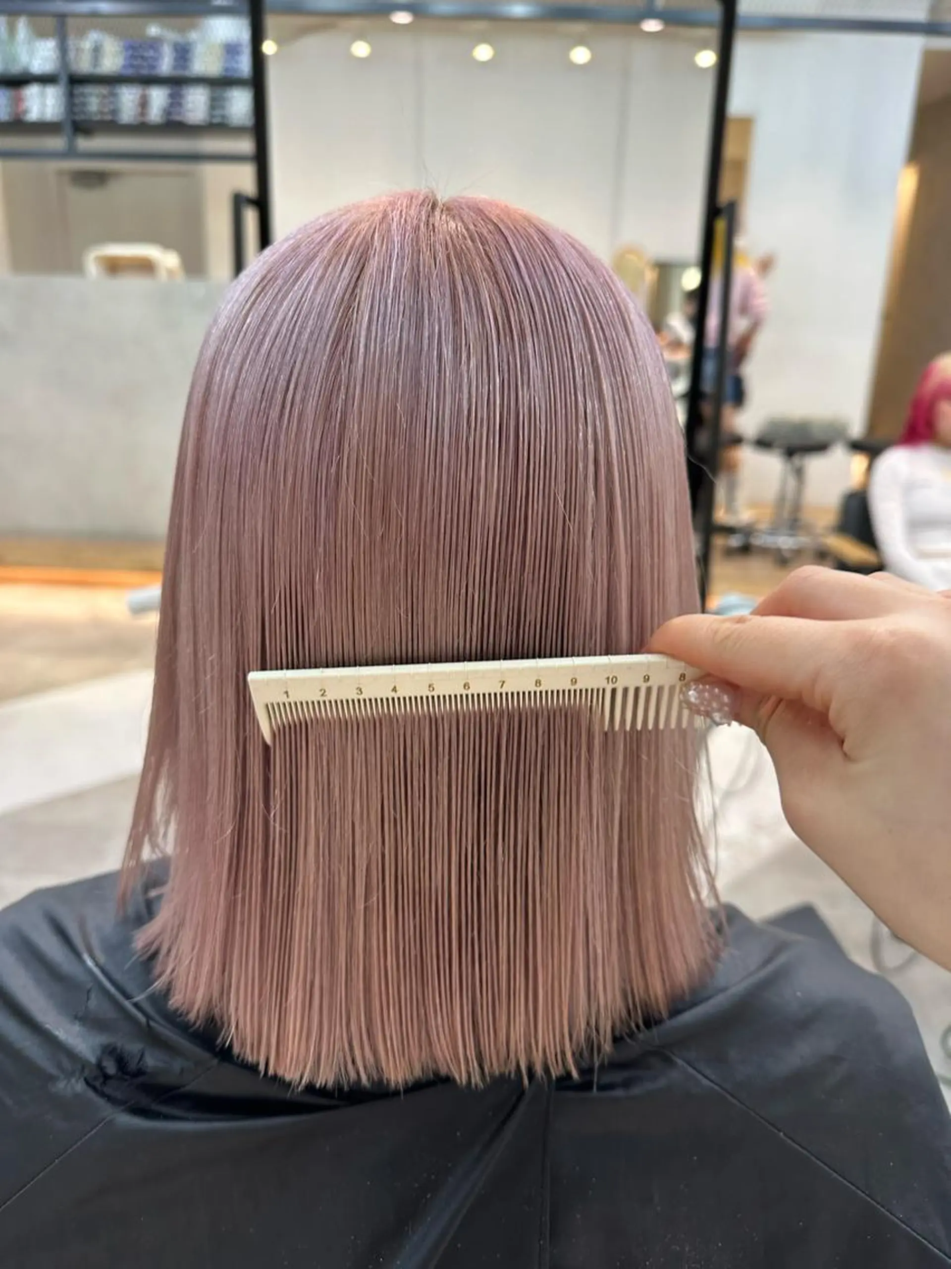 ショート カラー ヘアアレンジ ハイトーン特化 pepe🎀のヘアスタイル