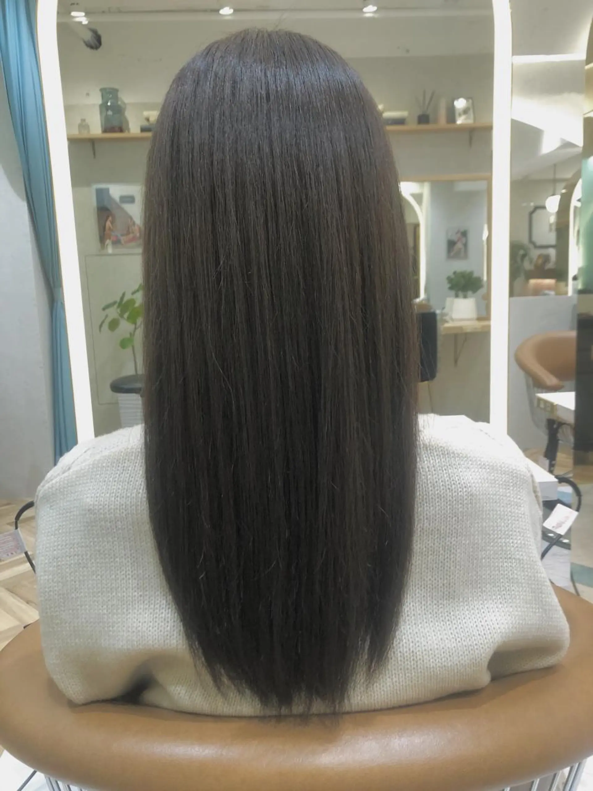 ロング 縮毛矯正 ♥️ブリーチ/ボブ/ レイヤー♥️maiのヘアスタイル