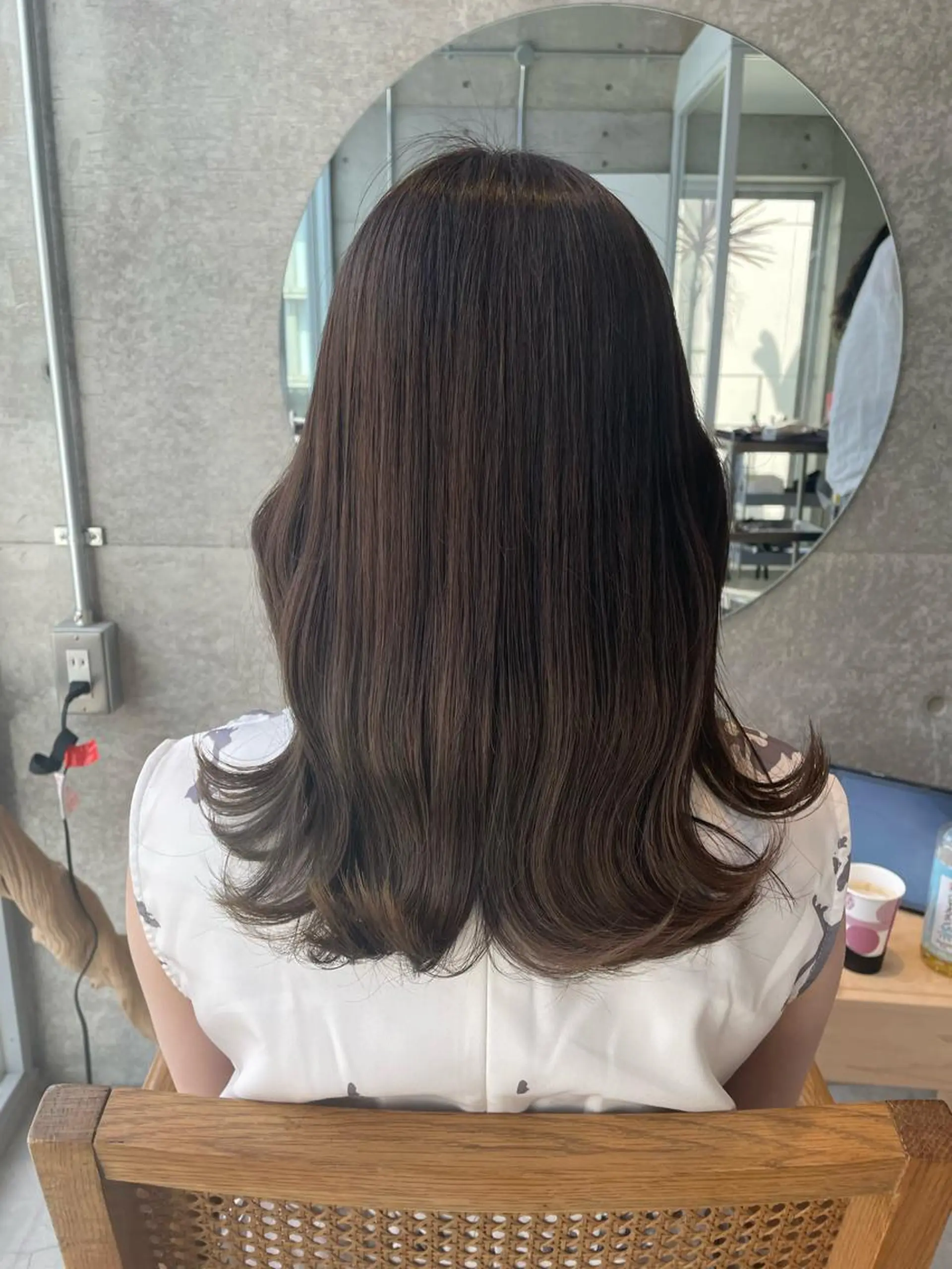 ミディアム カラー 透明感カラー レイヤーカット🎀 kanaのヘアスタイル
