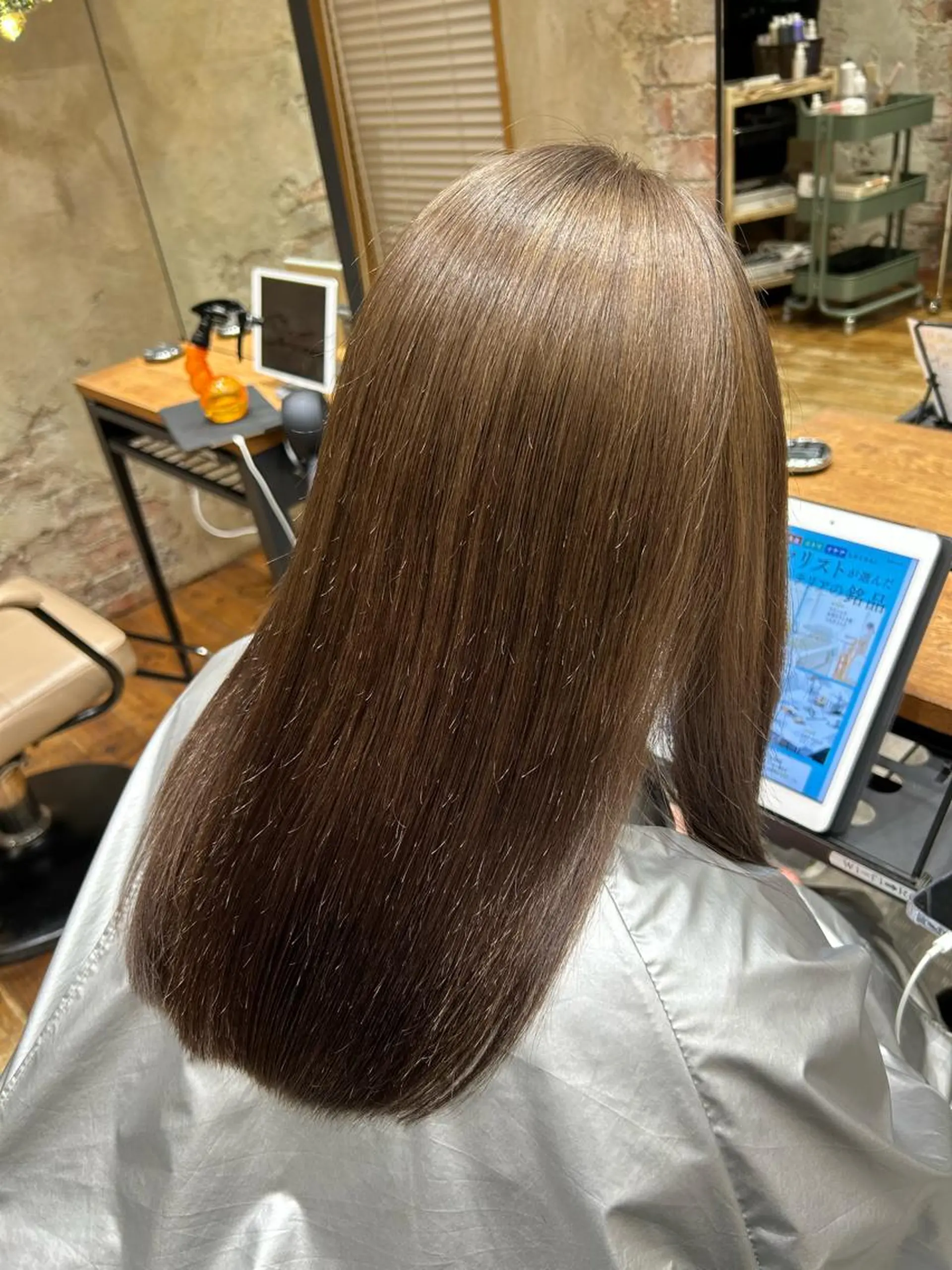 ロング カラー パーマ バレイヤージュ ブリーチ ケアブリーチ ダブルカラー ハイライトカラー カット ヘアカラー 縮毛矯正 トリートメント 新宿✨顔周りカット 韓国ヘア/坂本亜裟海のヘアスタイル