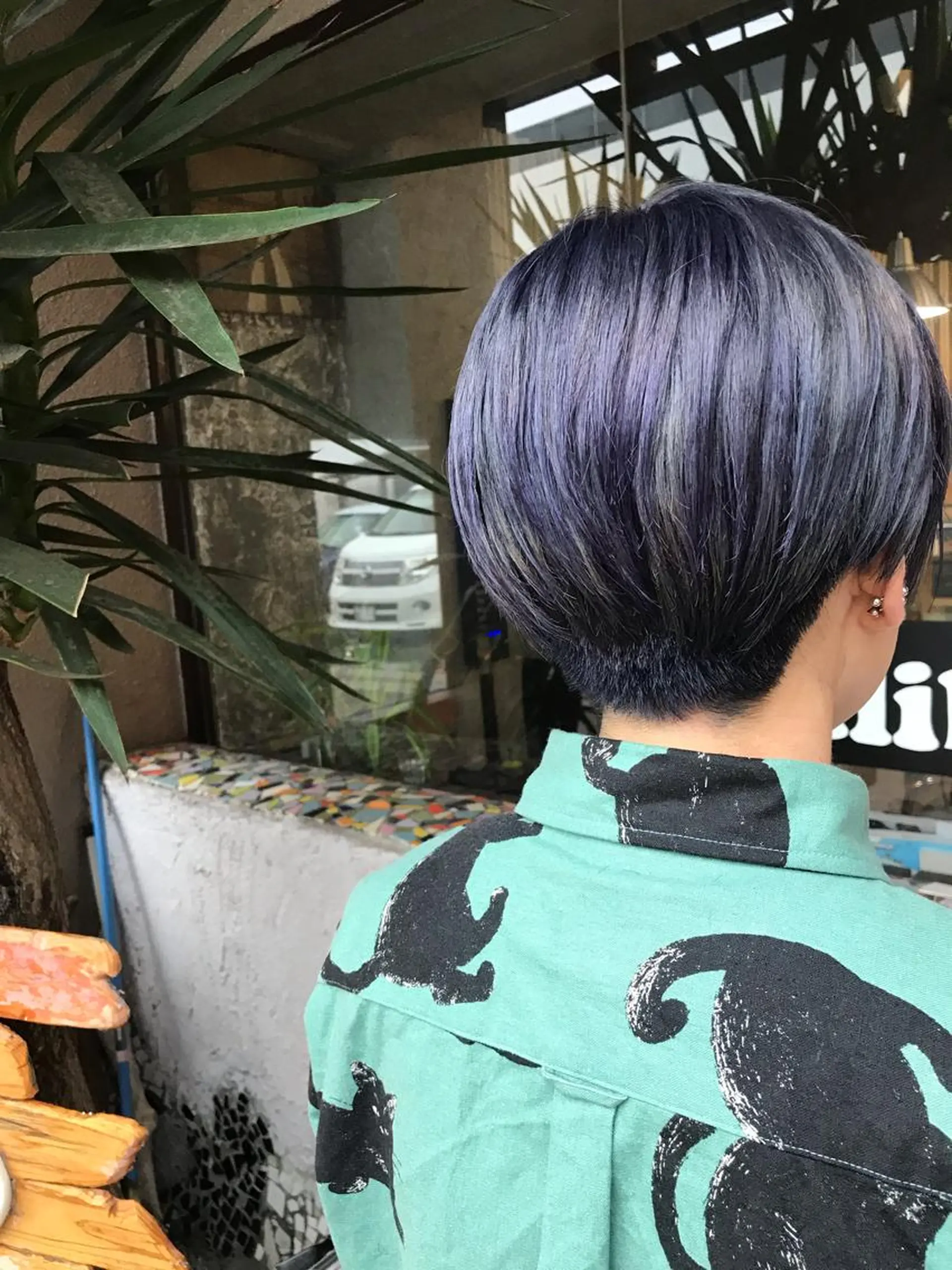 ショート カラー ネイビーカラー ヘアカラー トリートメント 玉木 育実のヘアスタイル