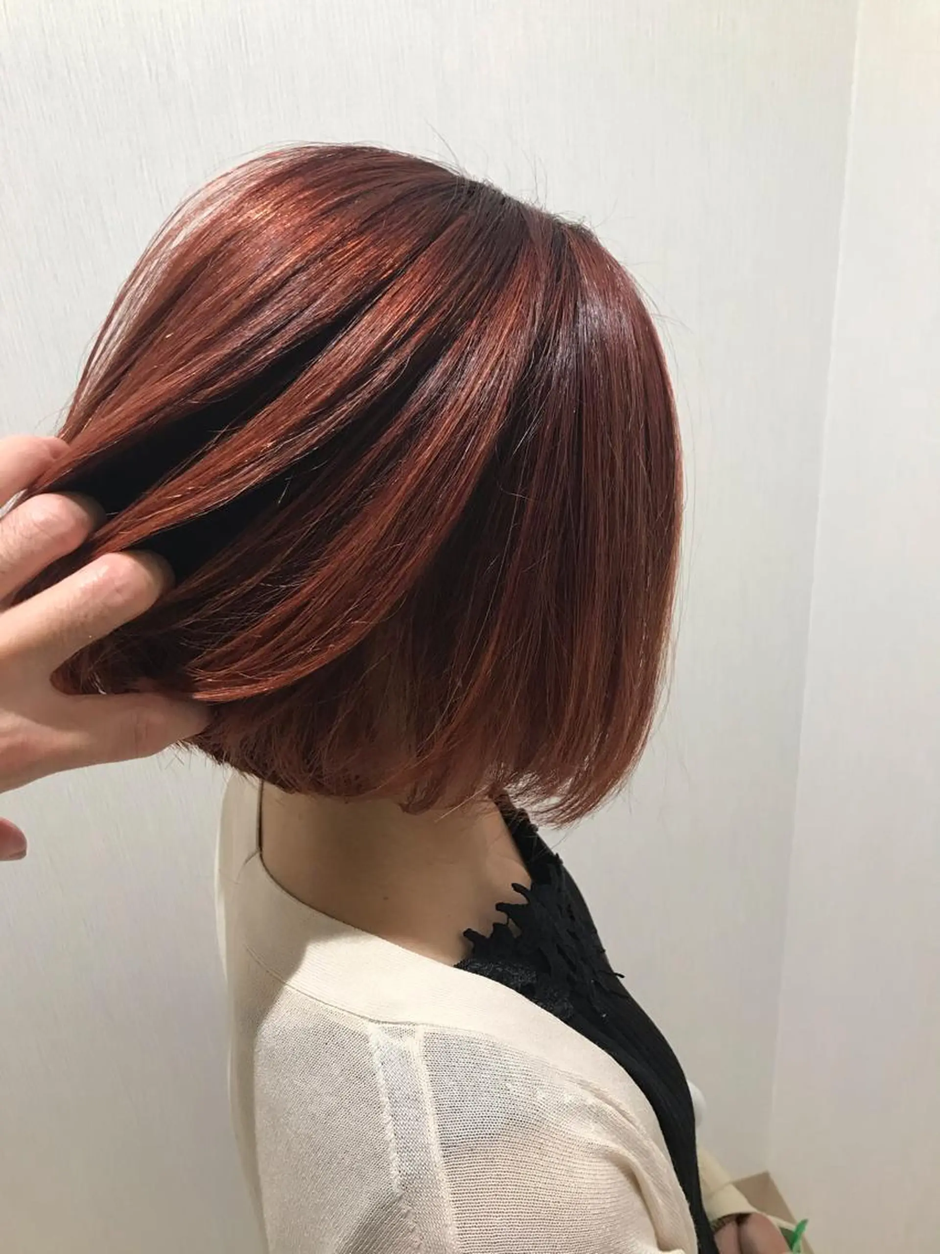 ミディアム ジャスミン　PETZ所属・ショート＆ボブ ヒロシのヘアスタイル