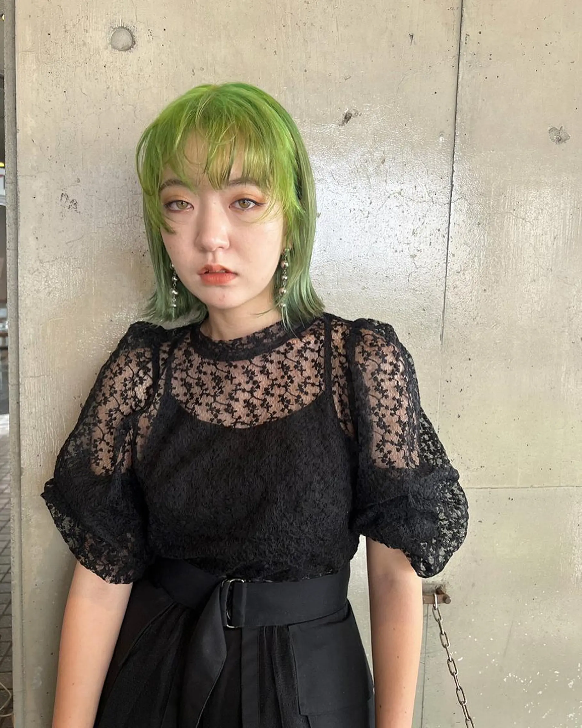 ショート カット ラシェンテ宝塚所属・HONOKA /顔周りレイヤー得意の眉毛・アイブロウイメージ