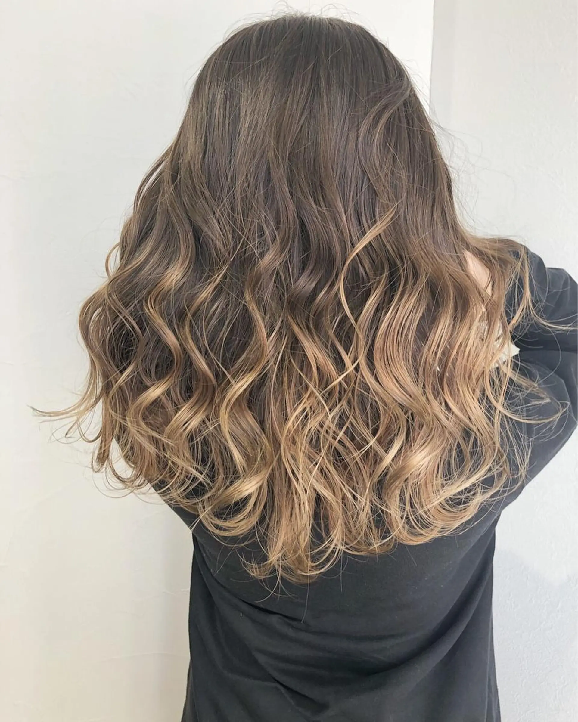 ロング カラー WEST OLAND加藤圭介のヘアスタイル