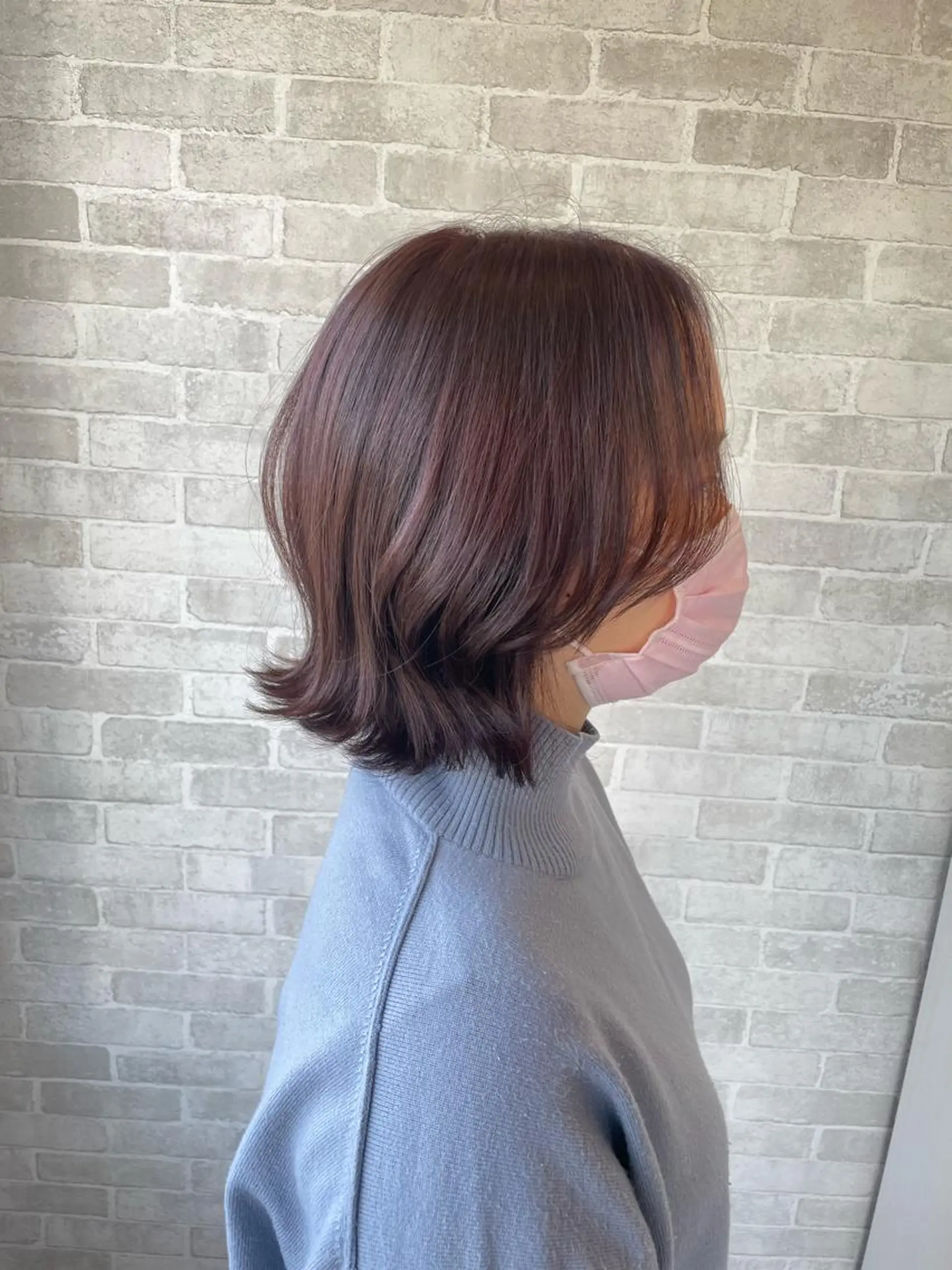 ミディアム Well's TAIGAのヘアスタイル