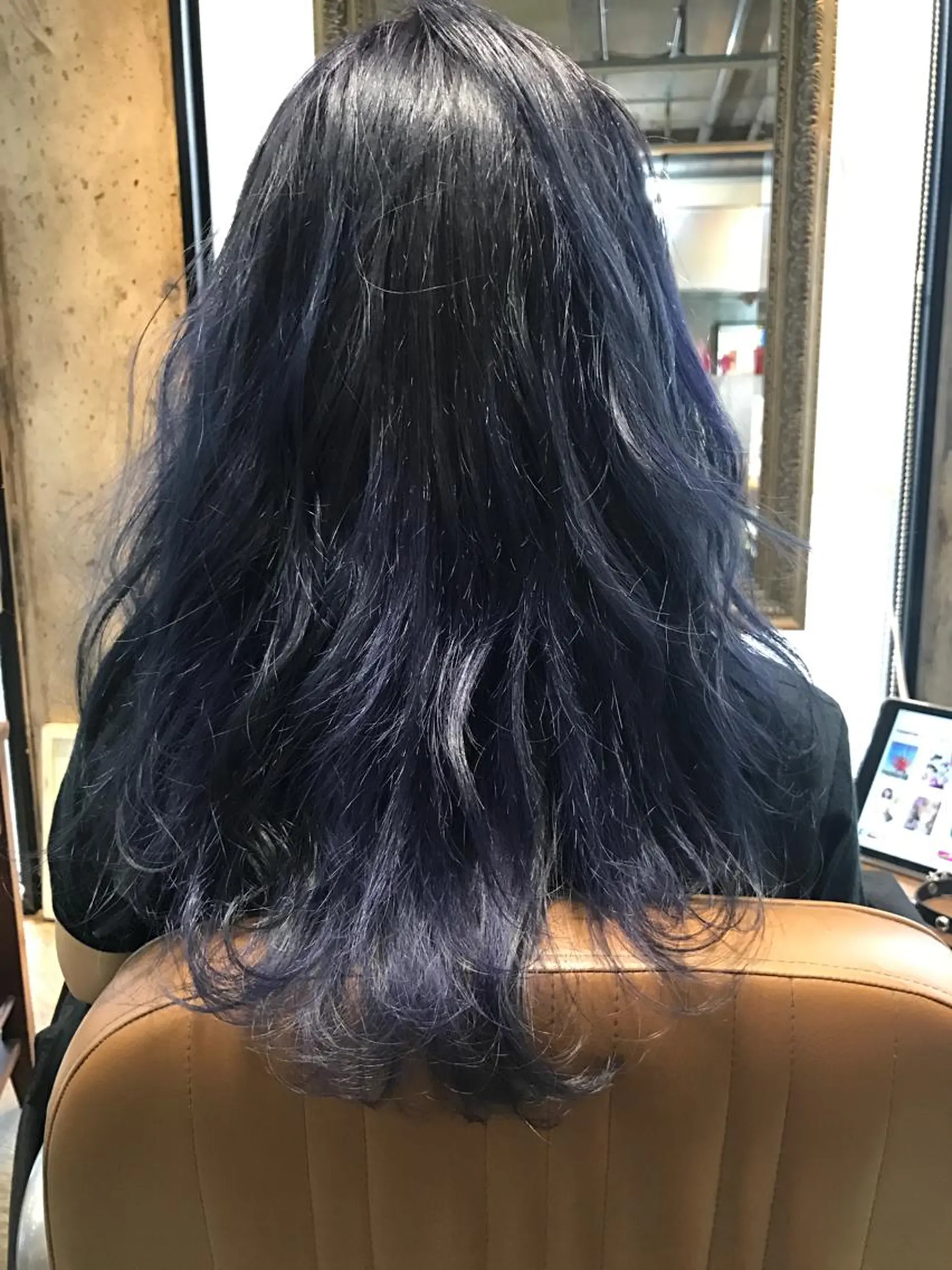 セミロング カラー パーマ ヘアアレンジ メンズ キッズ ネイル マツエク・マツパ ブルーカラー ダブルカラー ブルー サロンドミルク 原宿のヘアスタイル