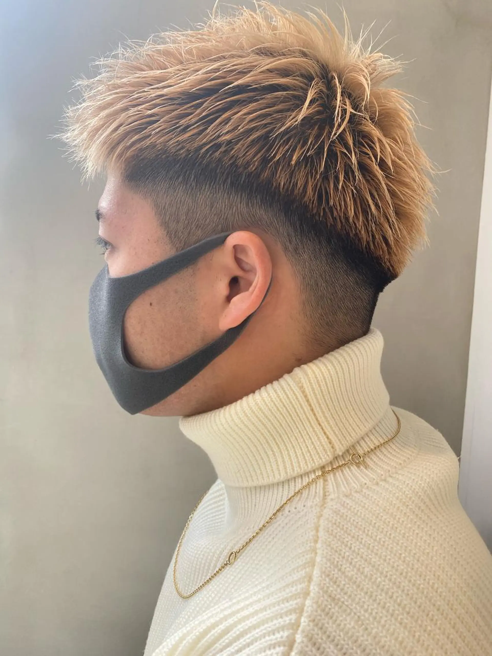 カラー メンズ カット ヘアカラー nishido ハイライト/海外ヘアのヘアスタイル