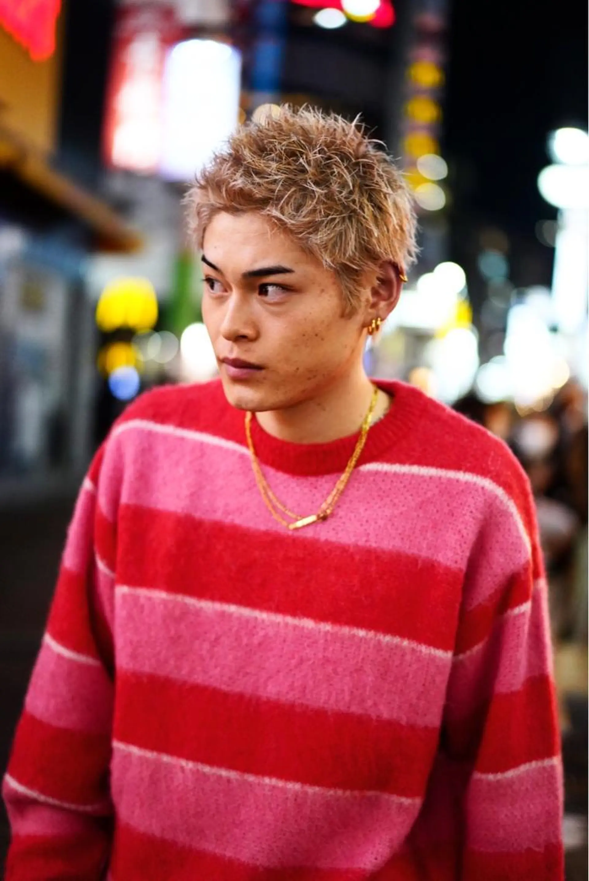 ショート カラー メンズ メンズブリーチ メンズパーマ 波巻きパーマ ブリーチ fifth リュウセイのヘアスタイル